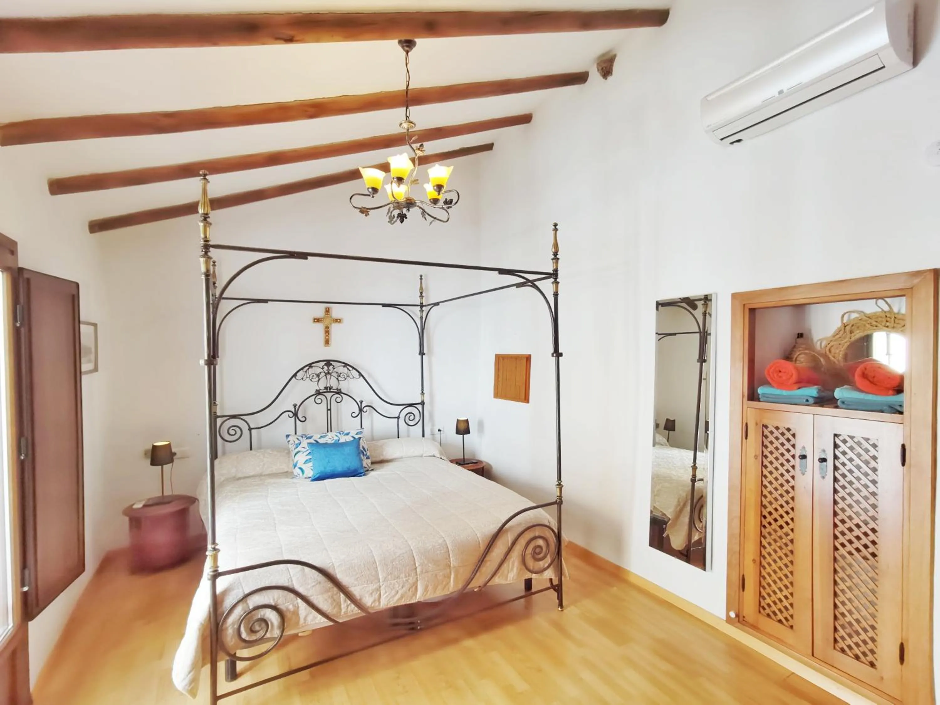 Bed in Villa Carabeo