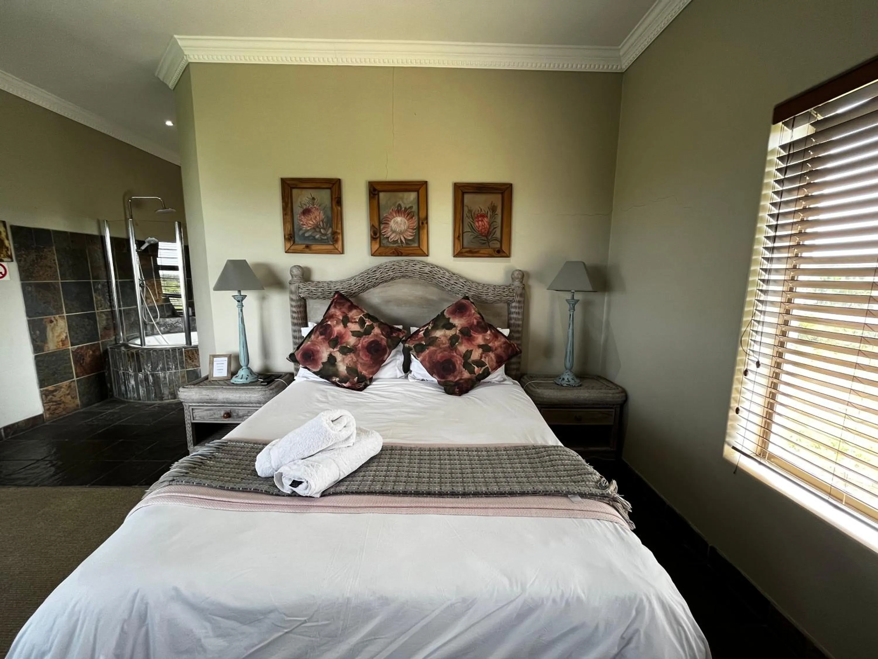 Photo of the whole room, Bed in House Haven Guesthouse