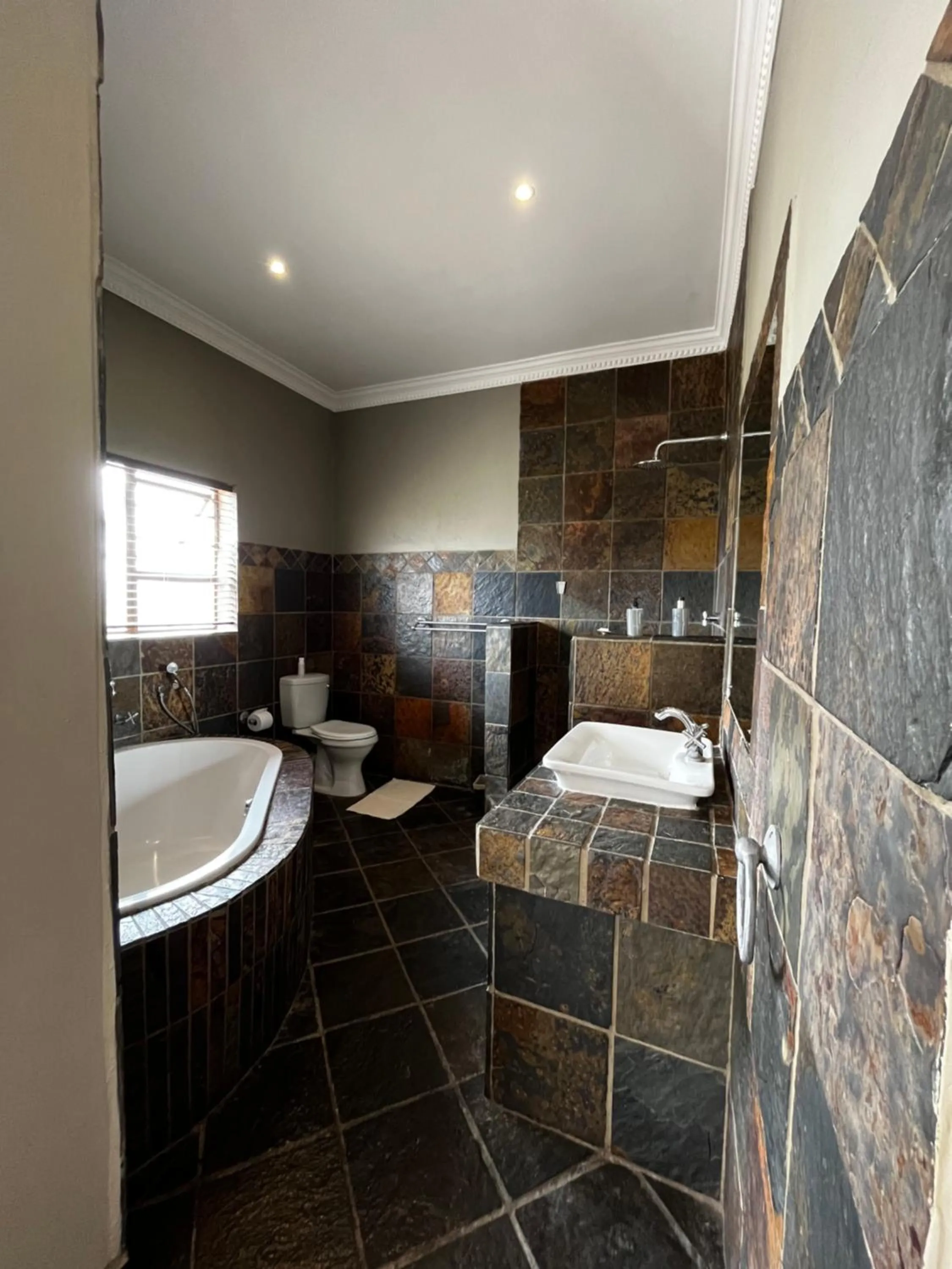 Bathroom in House Haven Guesthouse