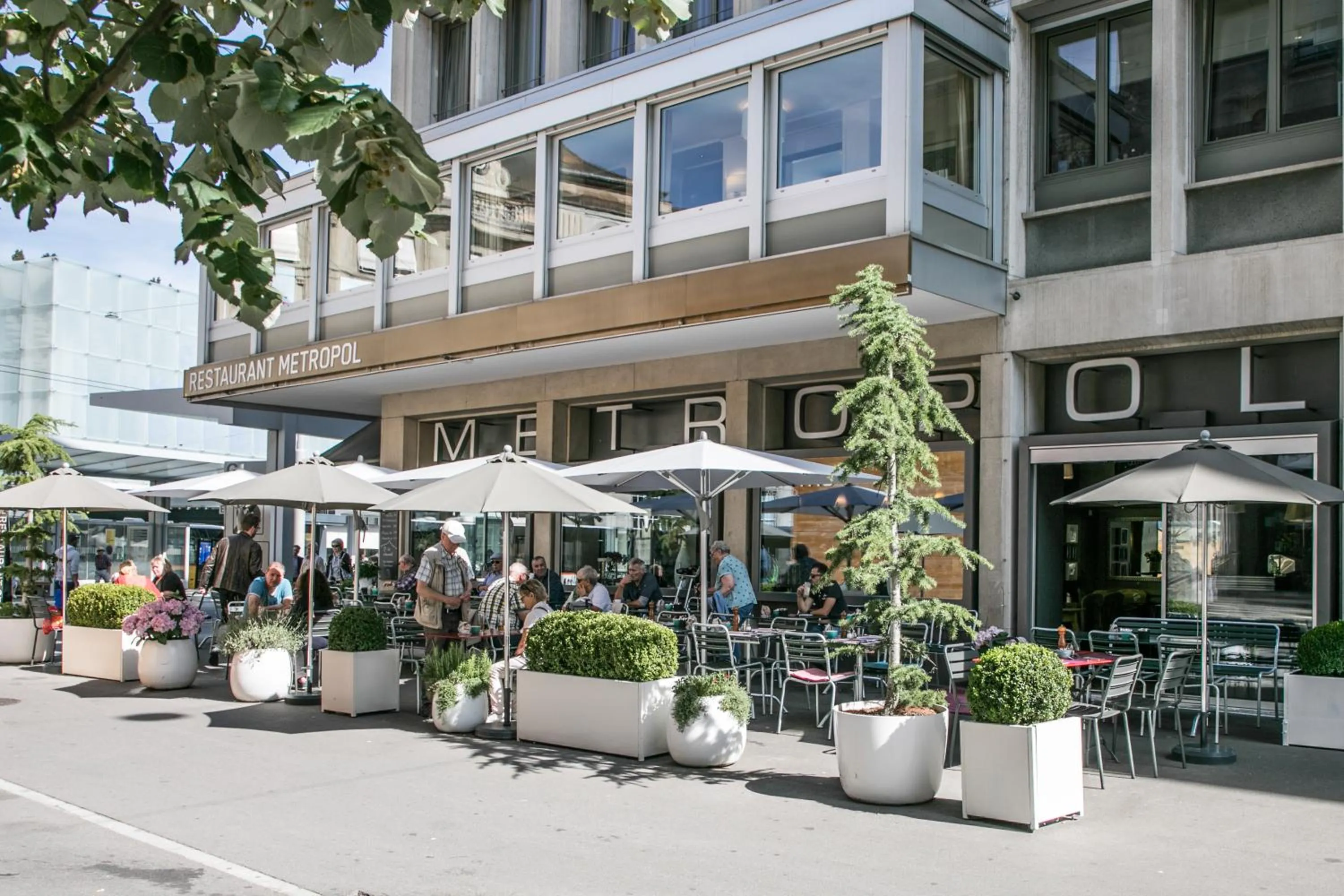 Facade/entrance in Tailormade Hotel METROPOL St Gallen