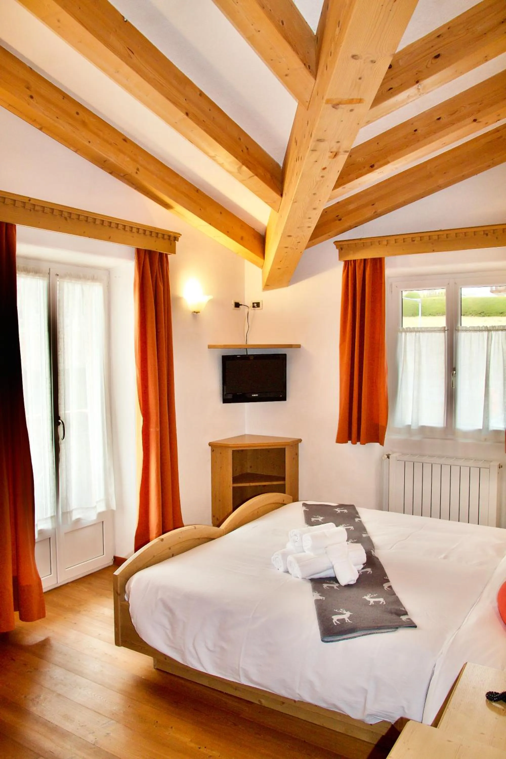 Photo of the whole room, Bed in Al Piccolo Hotel