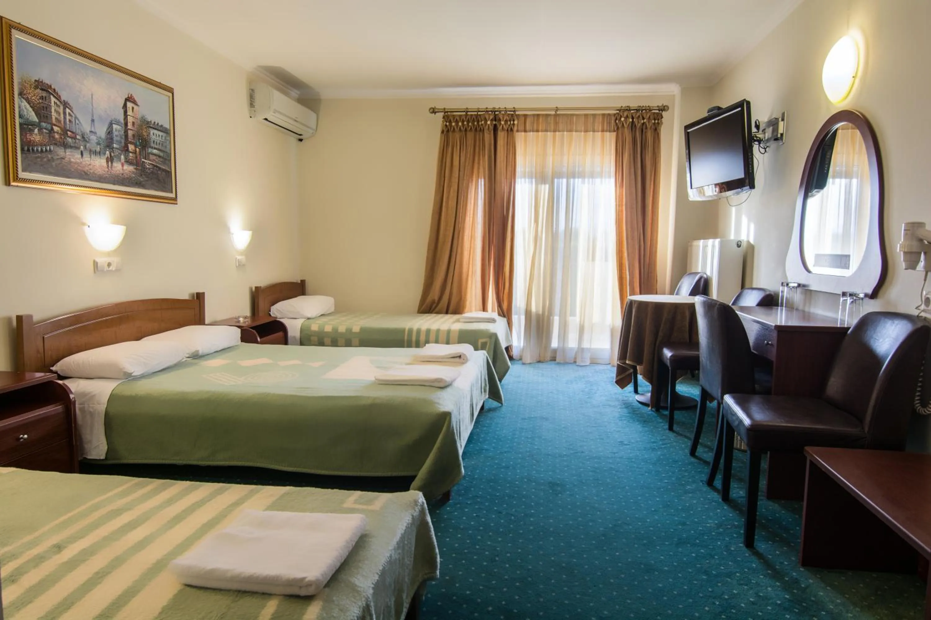 Photo of the whole room, Bed in Hotel Alexandros