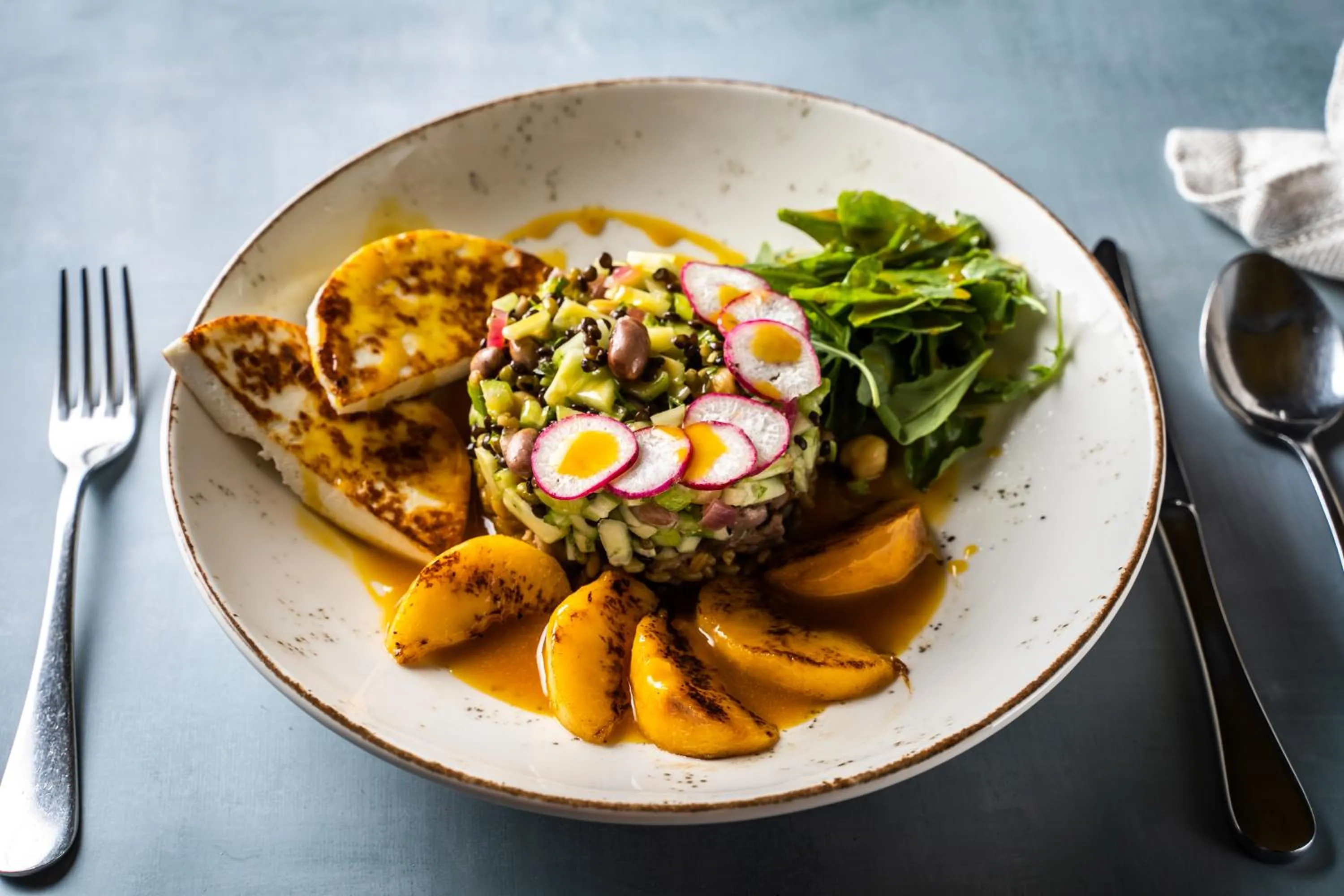 Restaurant/places to eat in Heliotrope Hotels