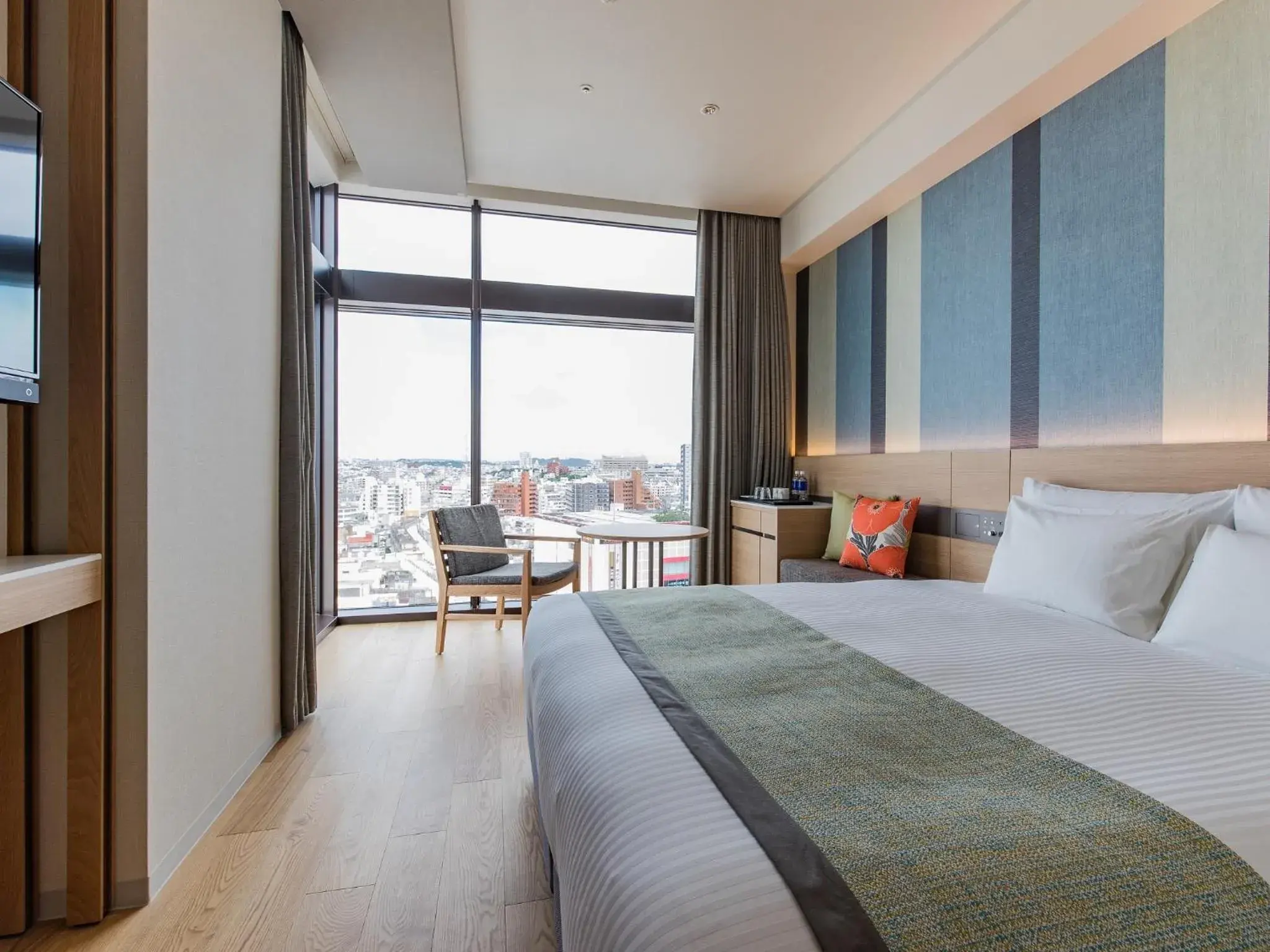 Photo of the whole room, Bed in JR Kyushu Hotel Blossom Naha Photo of the whole room, Bed in JR Kyushu Hotel Blossom Naha