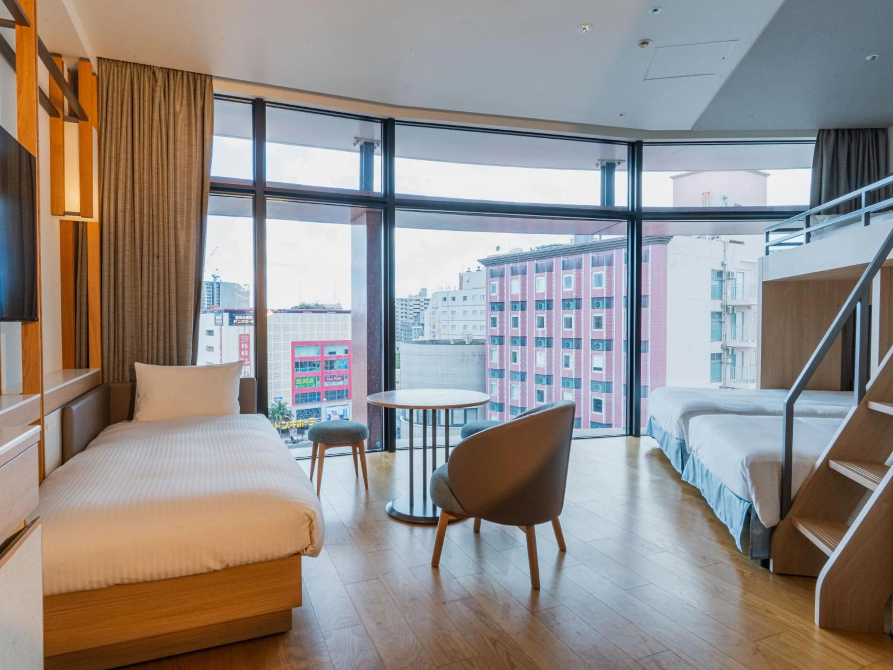 Bed in JR Kyushu Hotel Blossom Naha