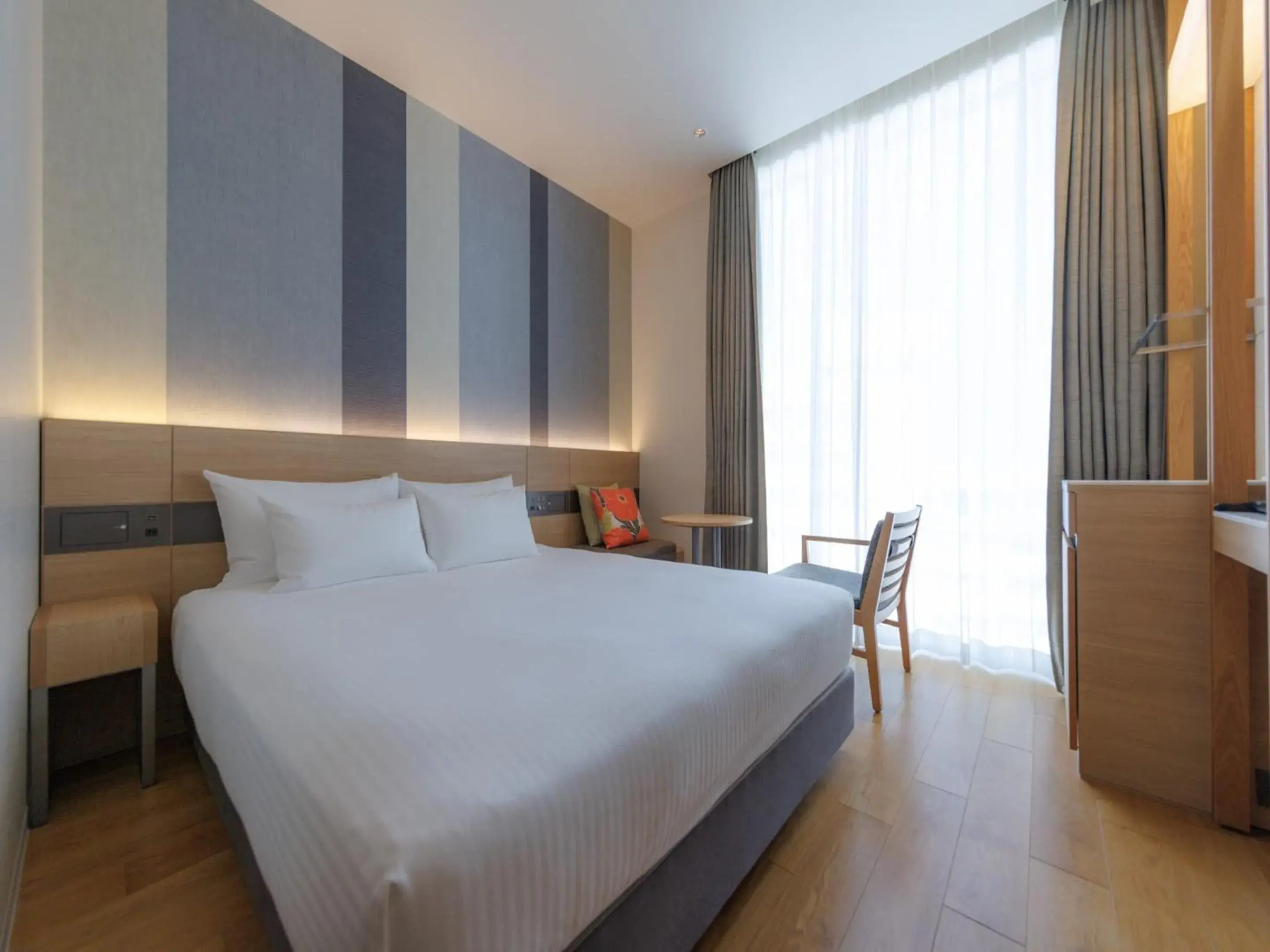 Photo of the whole room, Bed in JR Kyushu Hotel Blossom Naha Photo of the whole room, Bed in JR Kyushu Hotel Blossom Naha