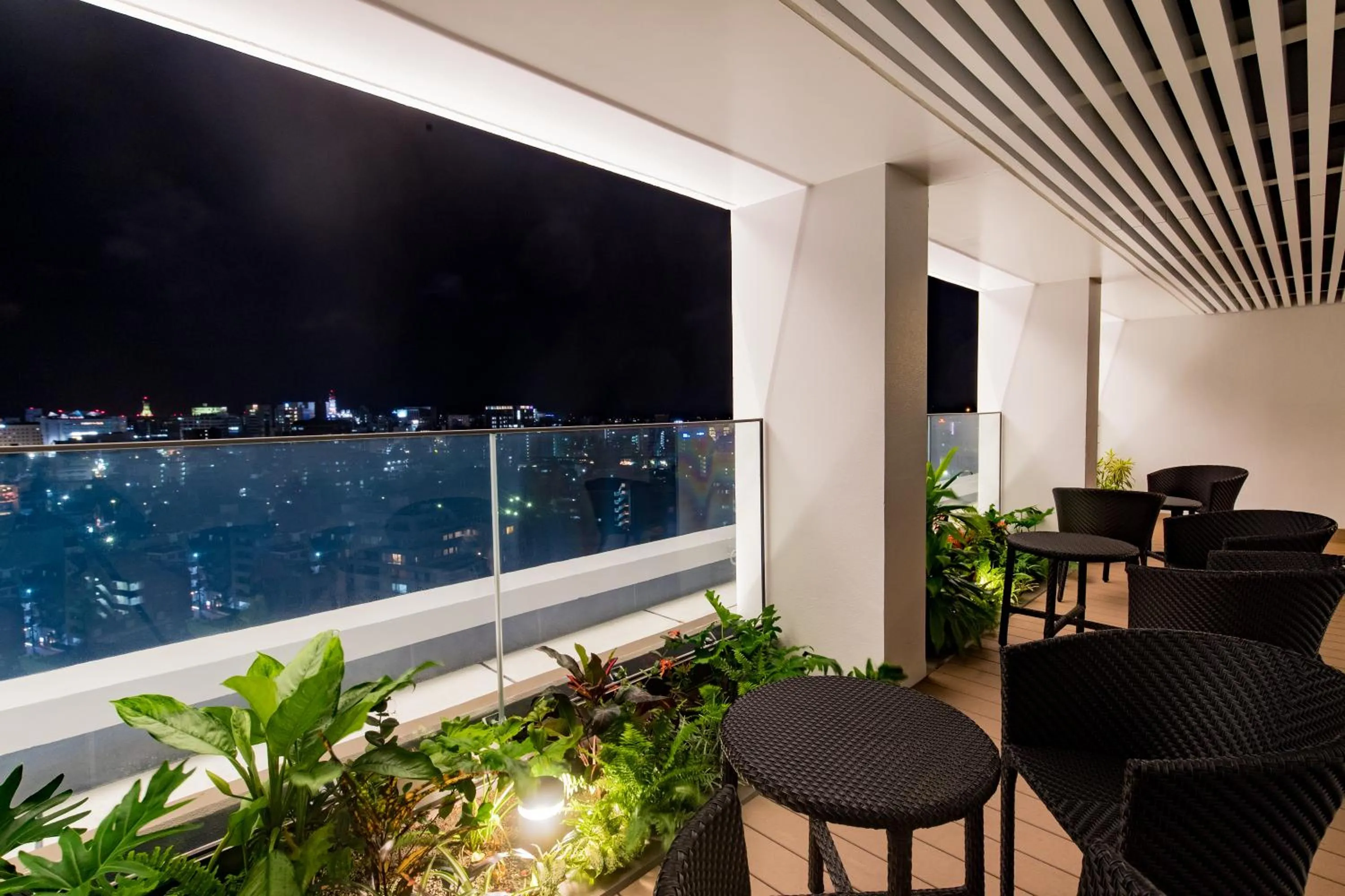 Library in JR Kyushu Hotel Blossom Naha