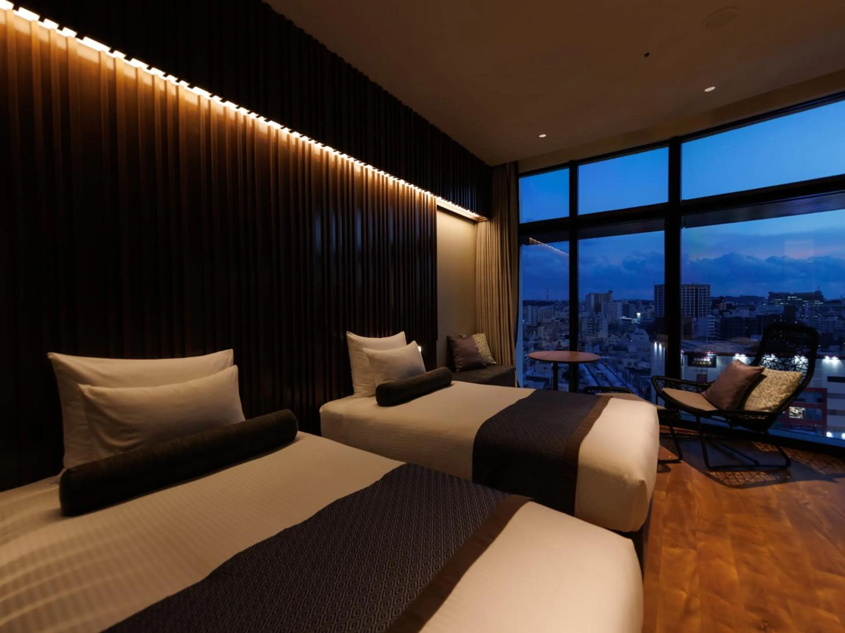 Photo of the whole room, Bed in JR Kyushu Hotel Blossom Naha