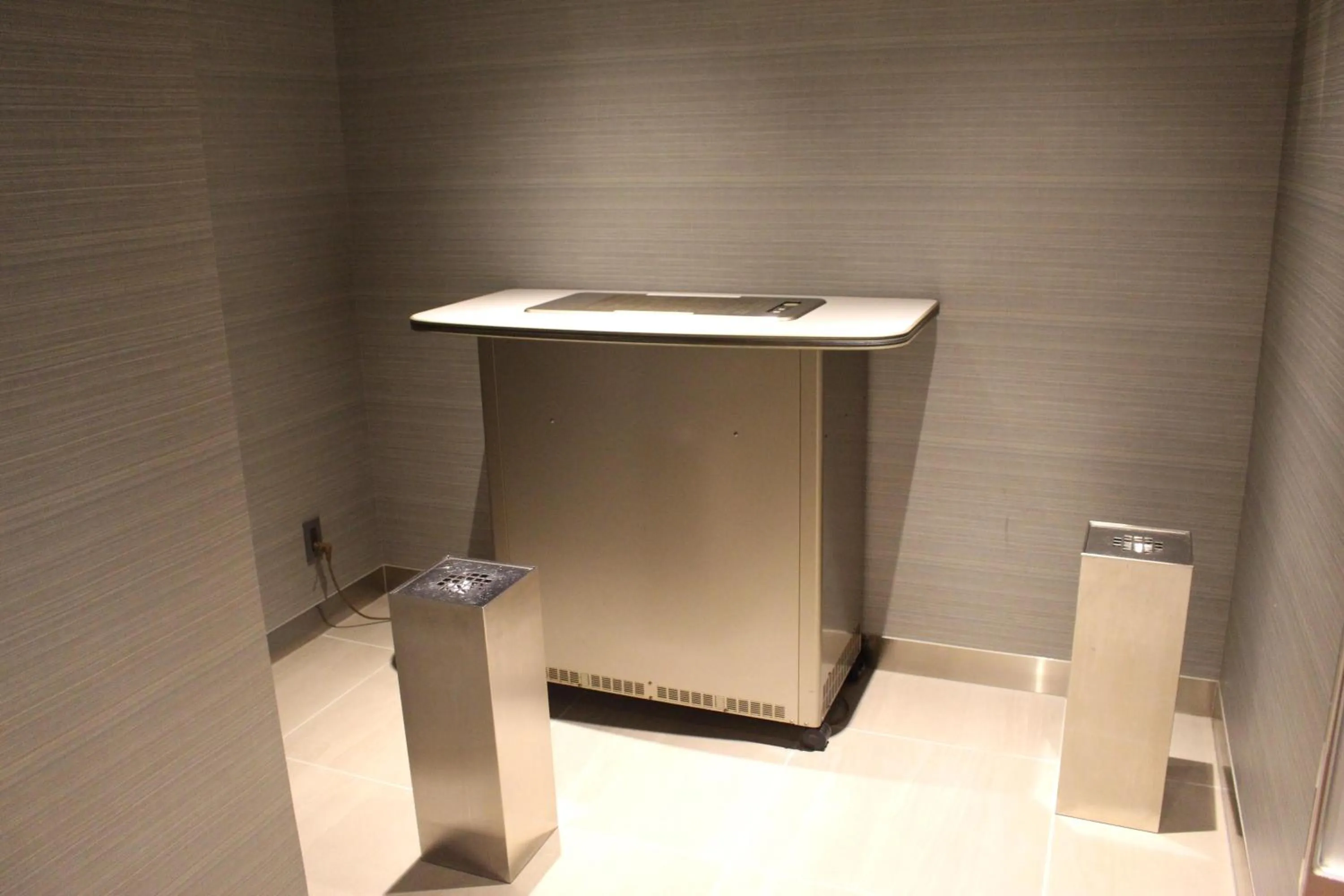 Area and facilities in JR Kyushu Hotel Blossom Naha