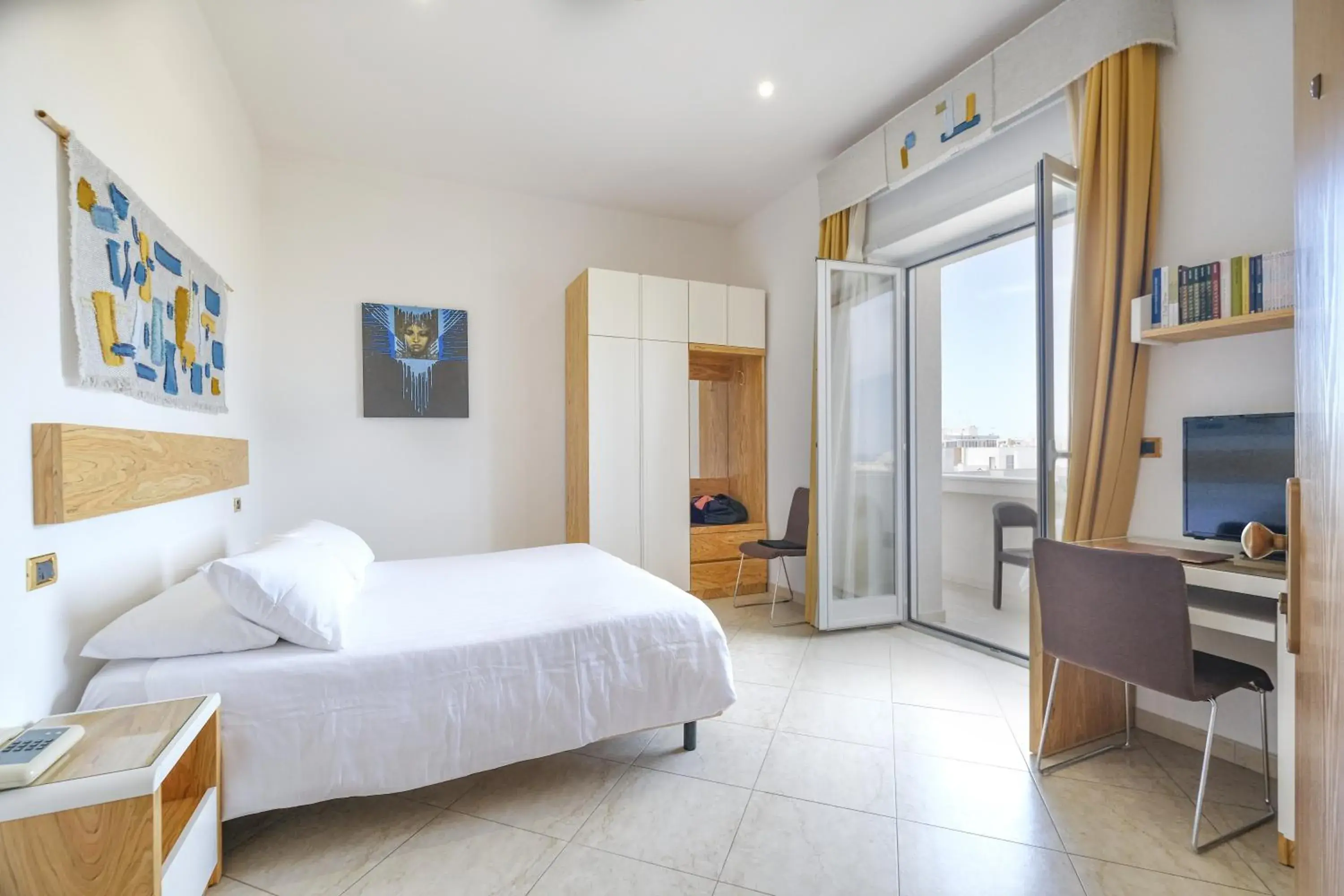 Bedroom, Bed in Joli Park Hotel - Caroli Hotels Bedroom, Bed in Joli Park Hotel - Caroli Hotels