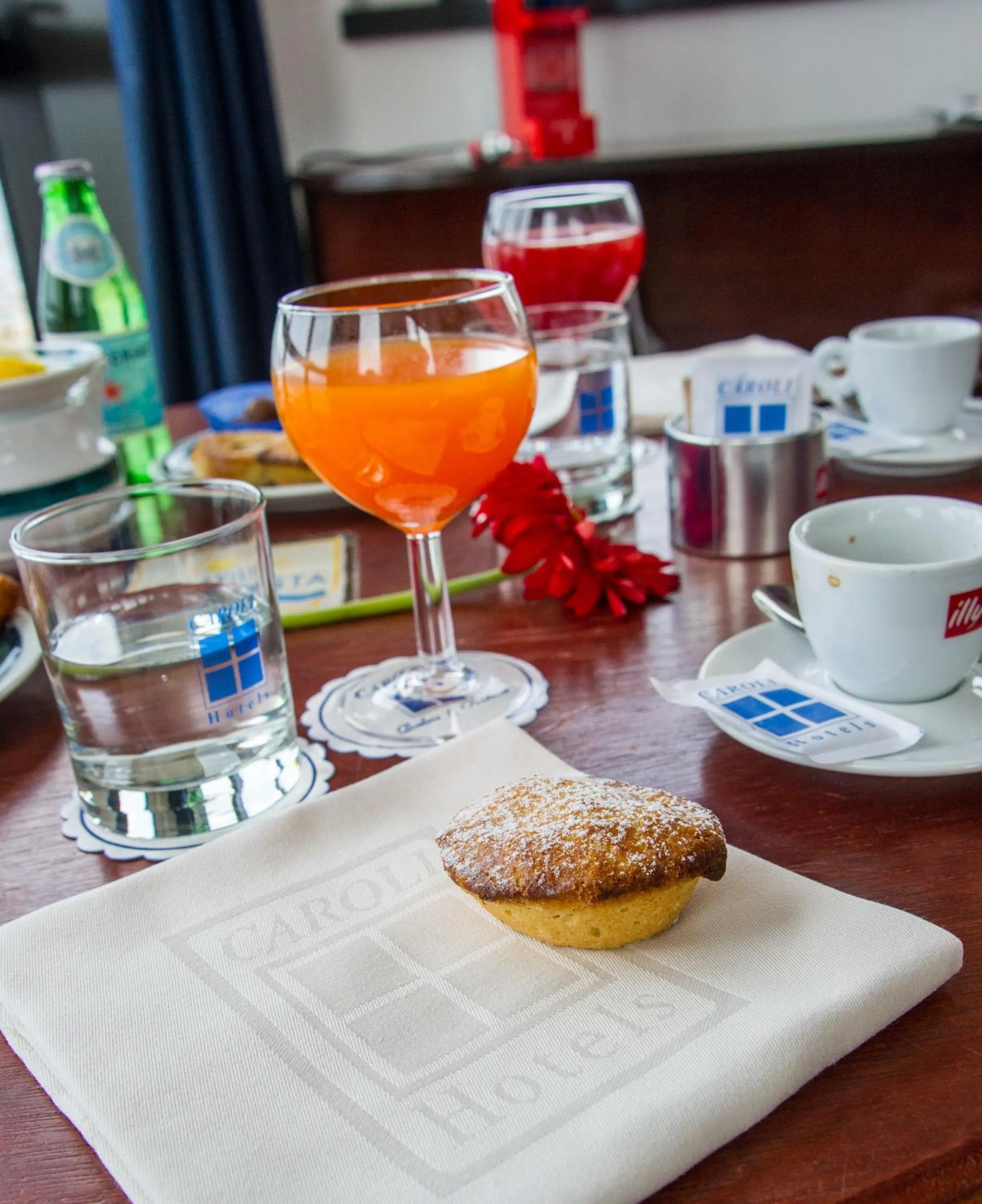 Breakfast in Joli Park Hotel - Caroli Hotels