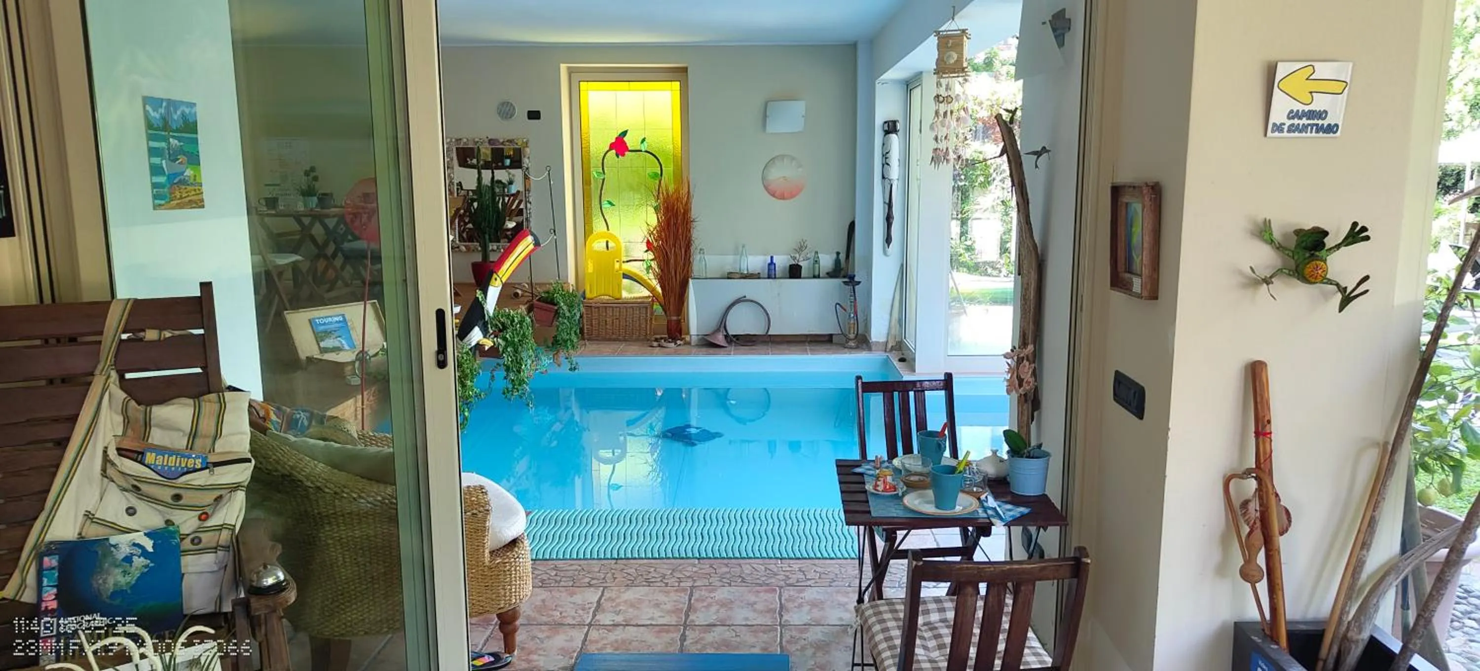 Pool view in B&B Dolce vista al lago Lugano