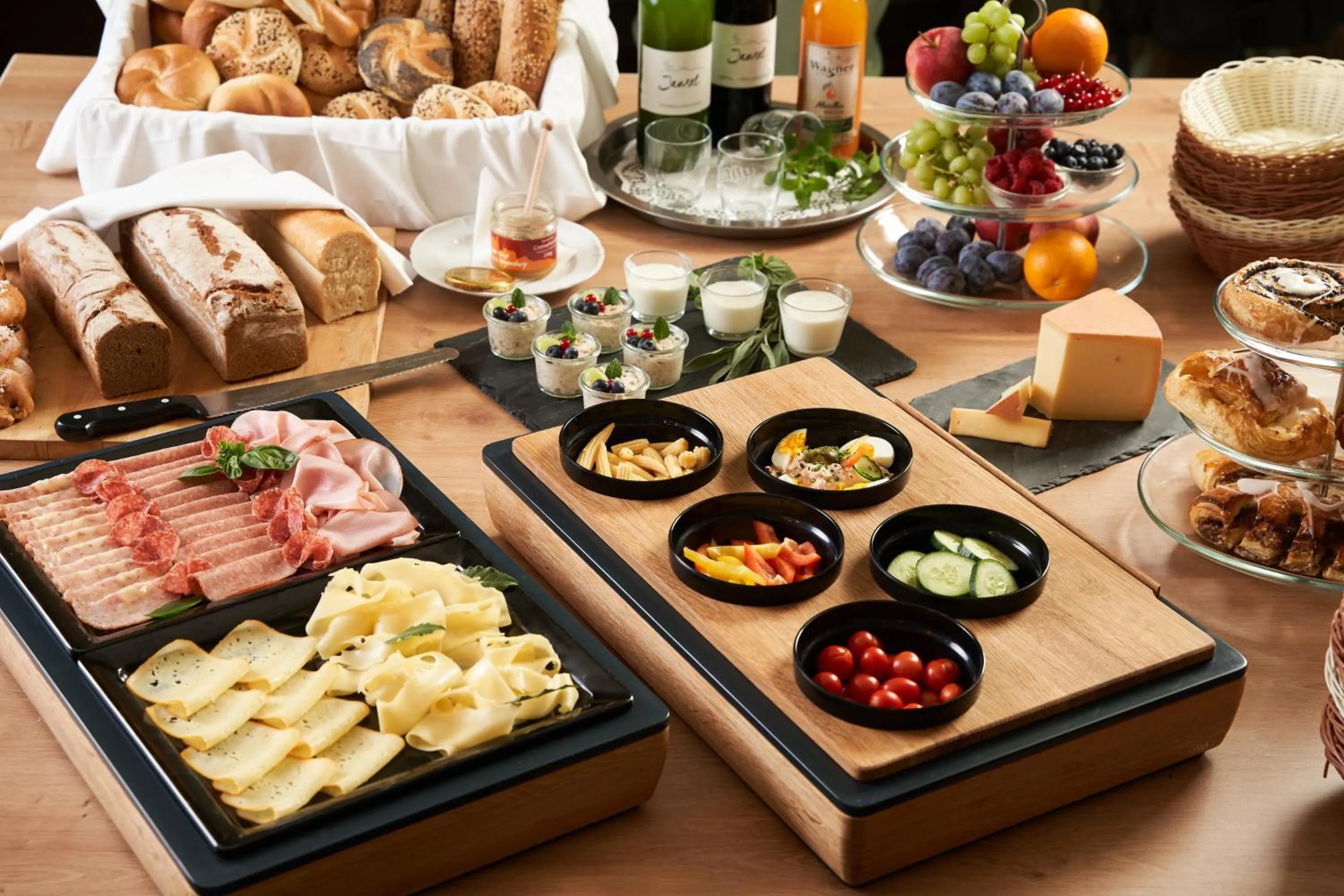 Buffet breakfast in Breitenfelderhof zur Riegersburg