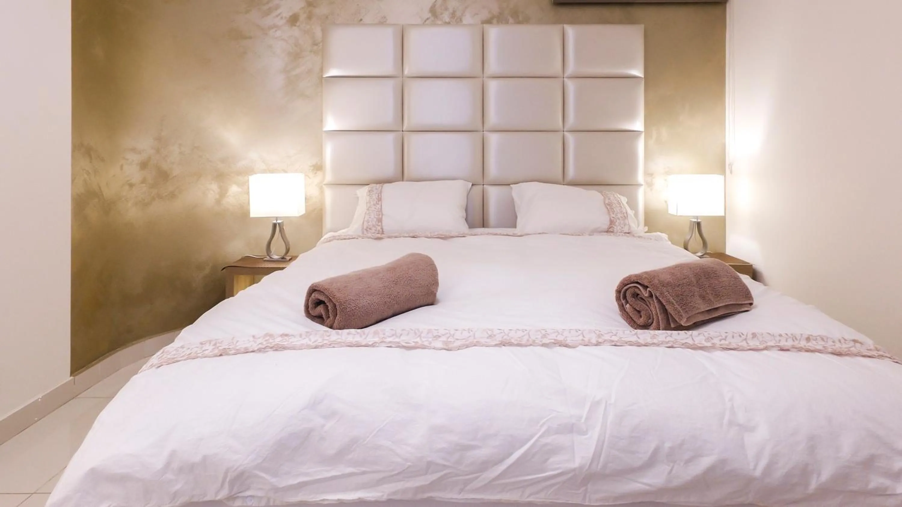 Property building, Bed in Luxury Suite by the pool