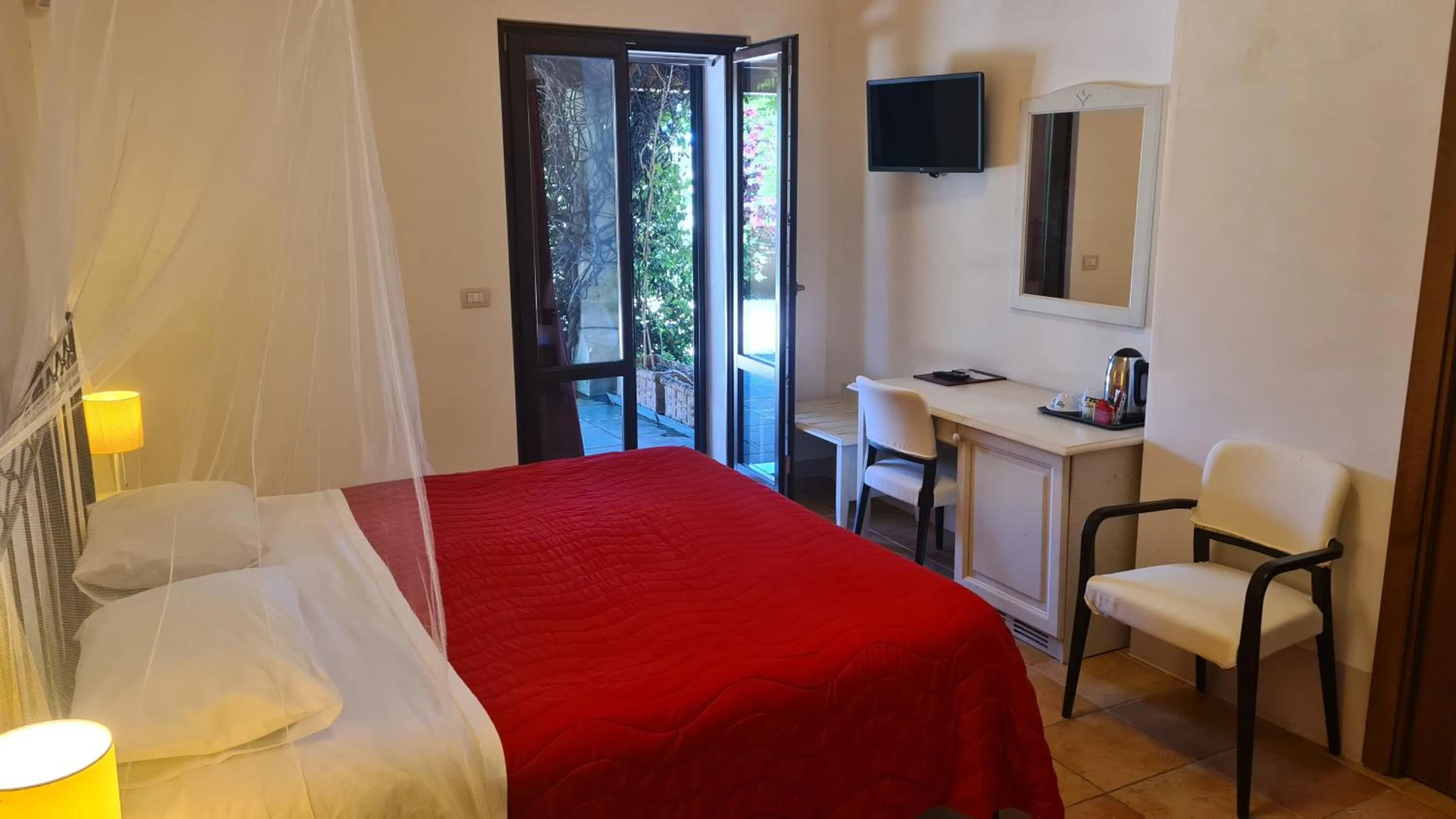 Bedroom, Bed in Masseria Li Campi