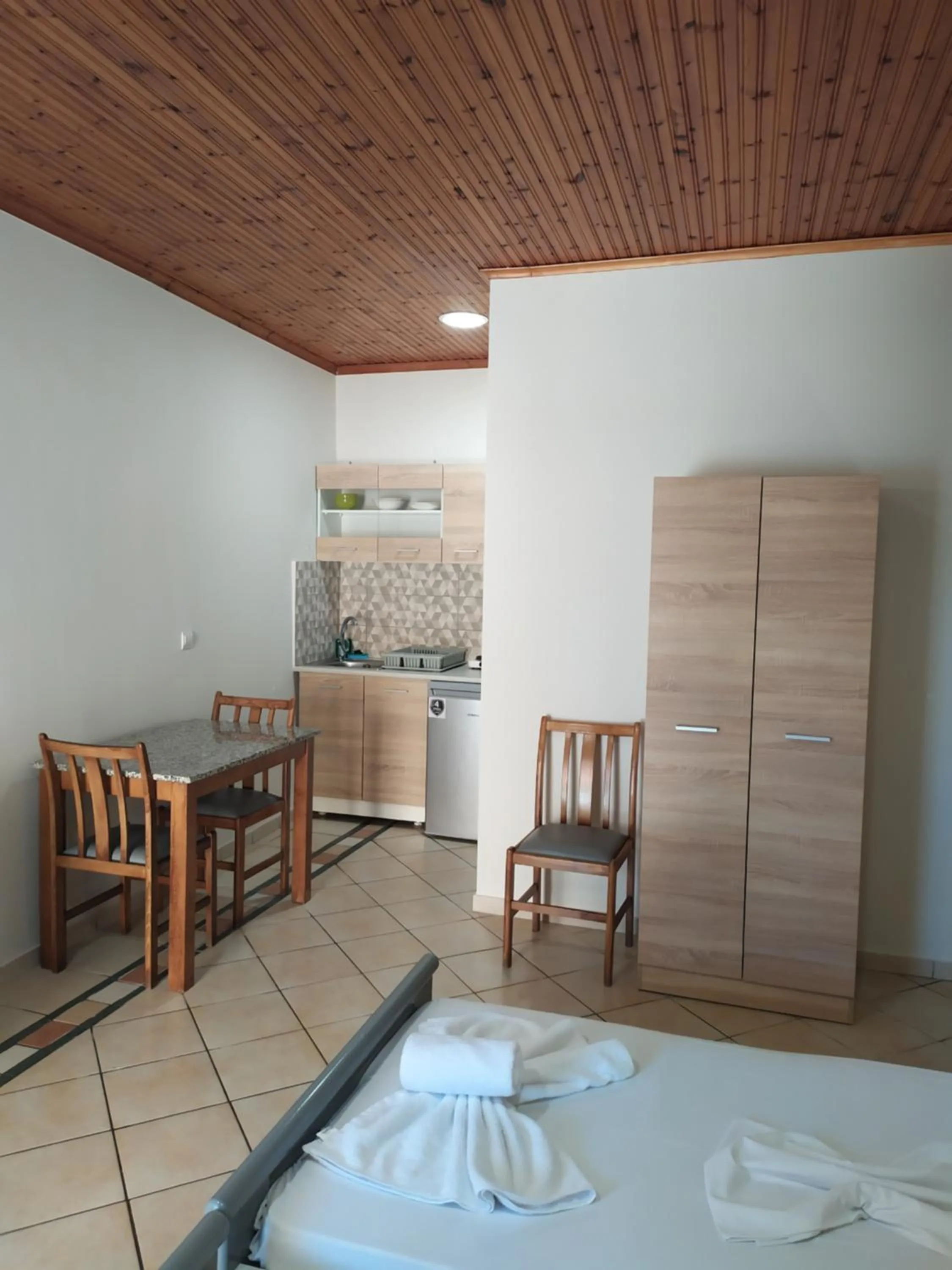 Bed in Ζante Dolphin