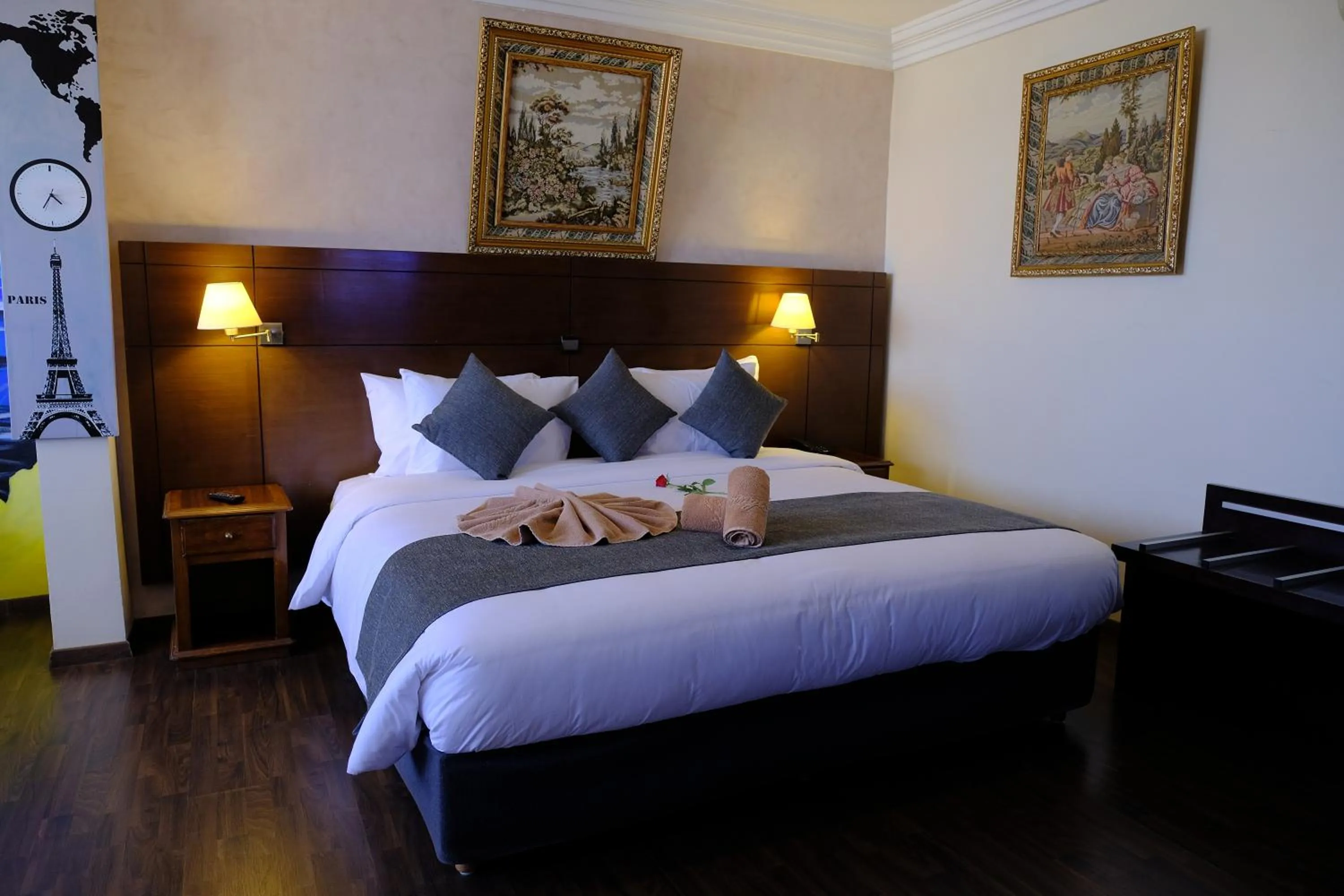 Bedroom, Bed in Washington Hotel