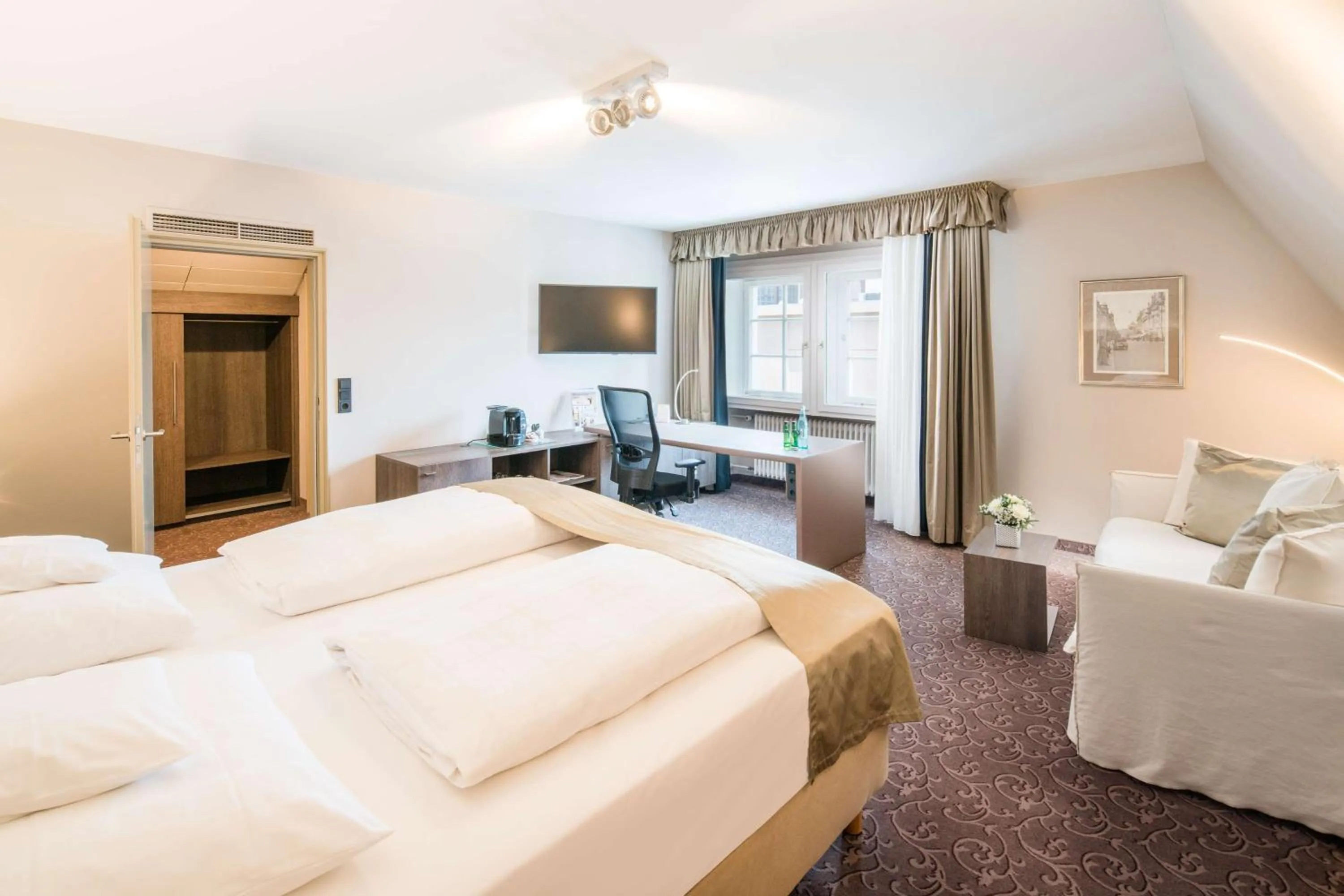 Bedroom, Bed in Best Western Premier Hotel Rebstock