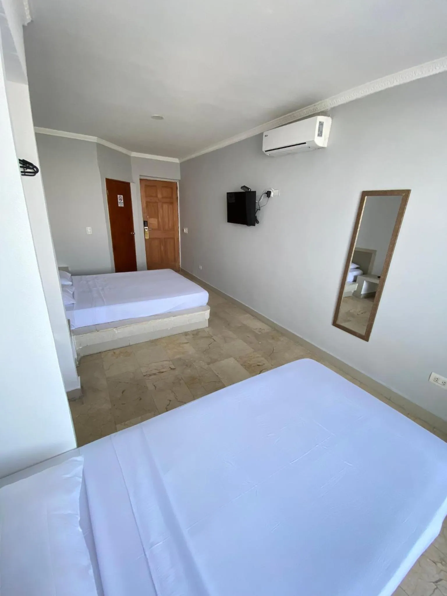 Photo of the whole room, Bed in Hotel Cartagena Premium