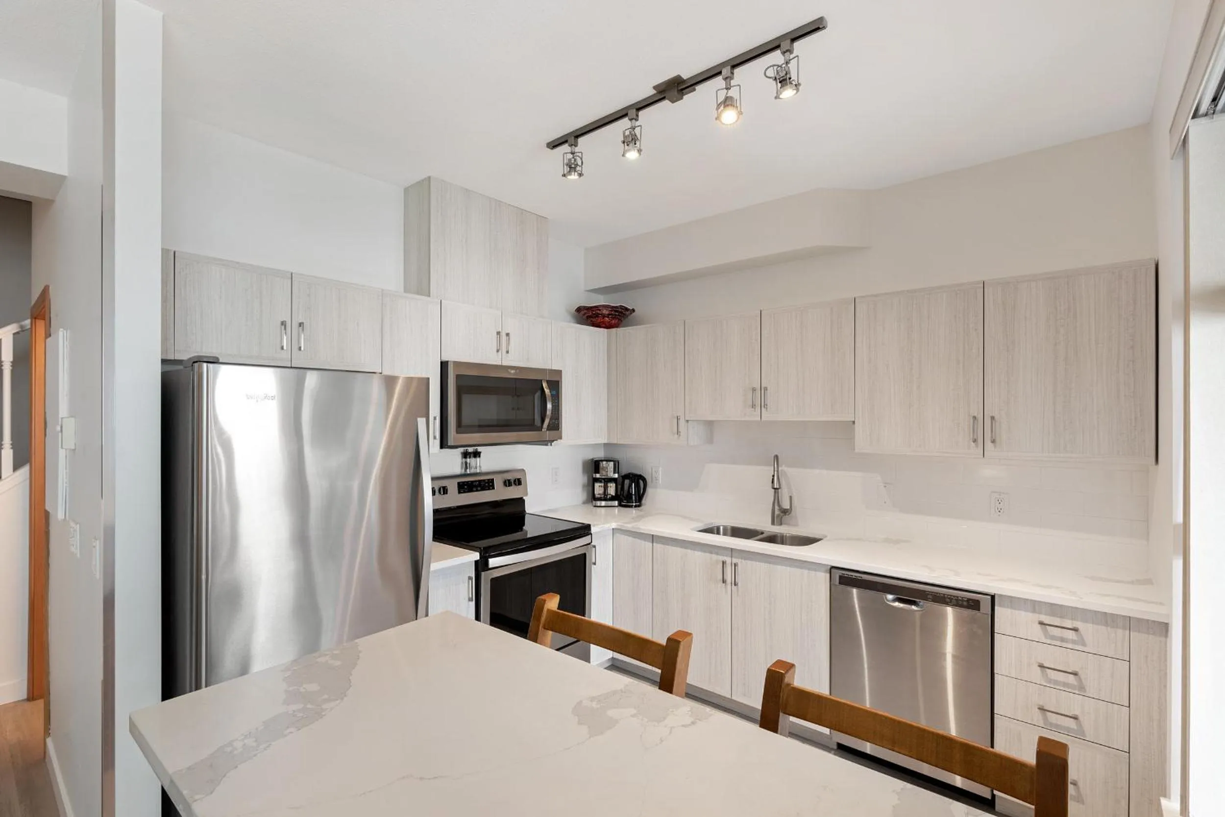 Kitchen or kitchenette in Northstar at Stoney Creek by Whiski Jack