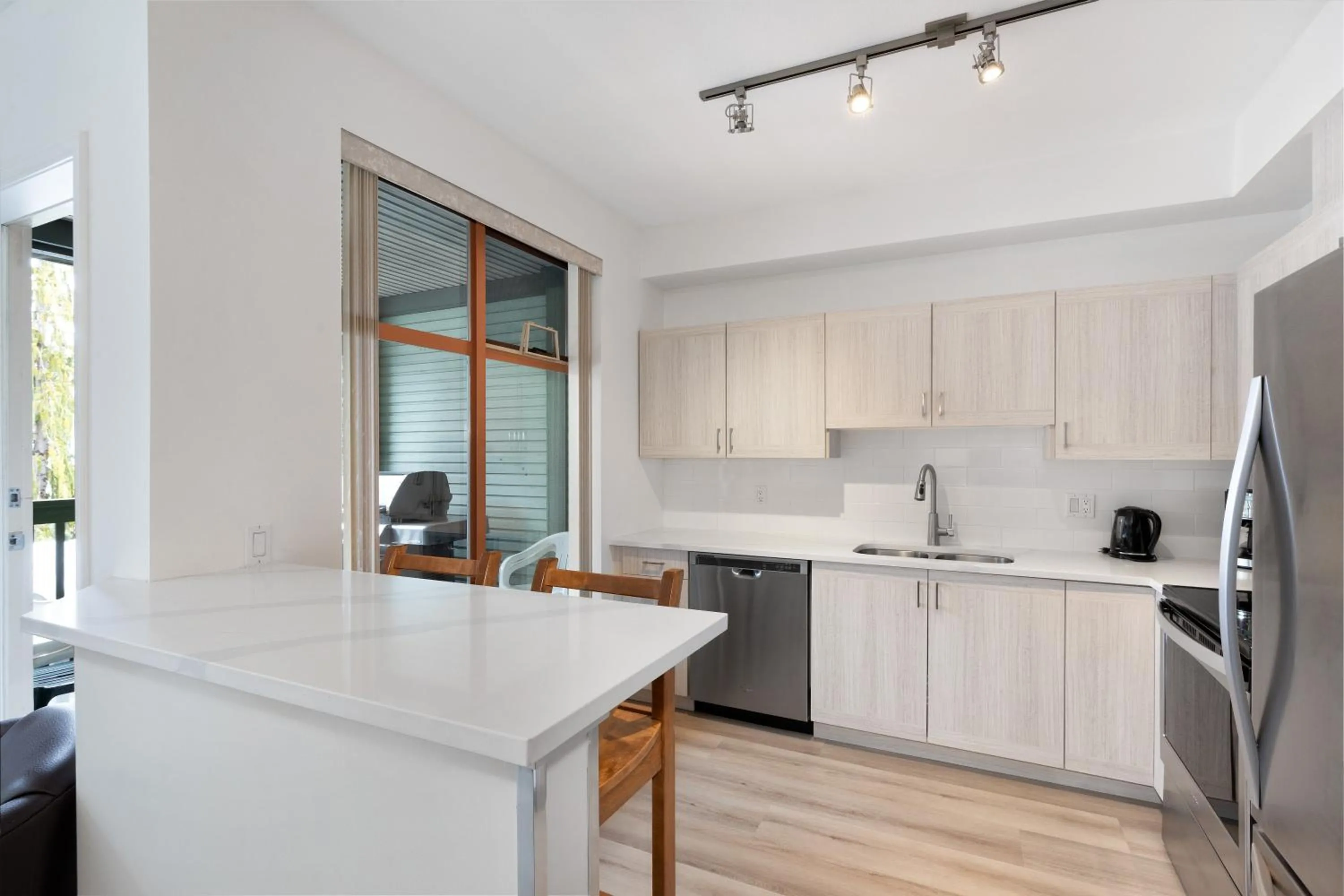 Kitchen or kitchenette in Northstar at Stoney Creek by Whiski Jack