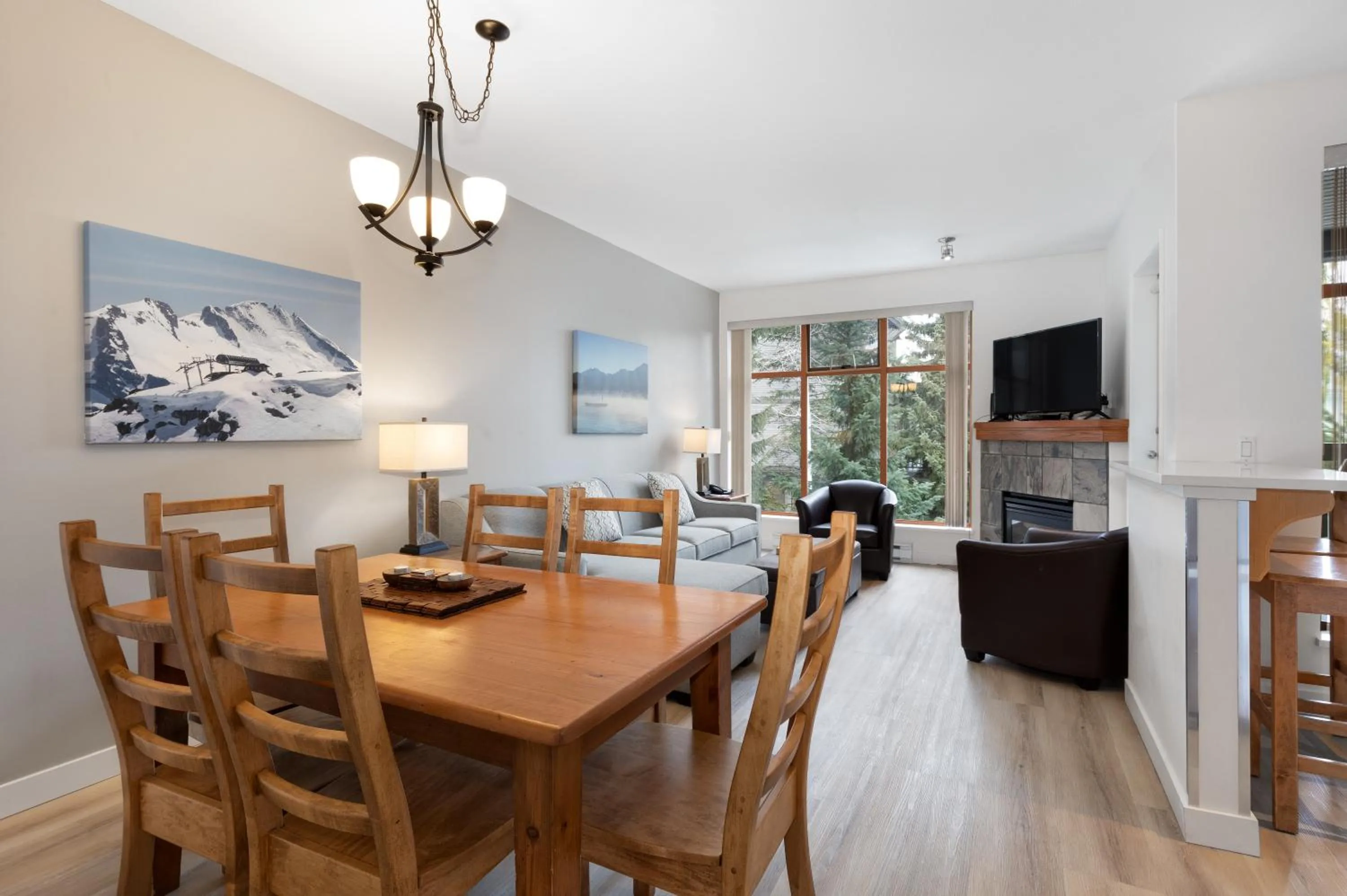 Dining area in Northstar at Stoney Creek by Whiski Jack