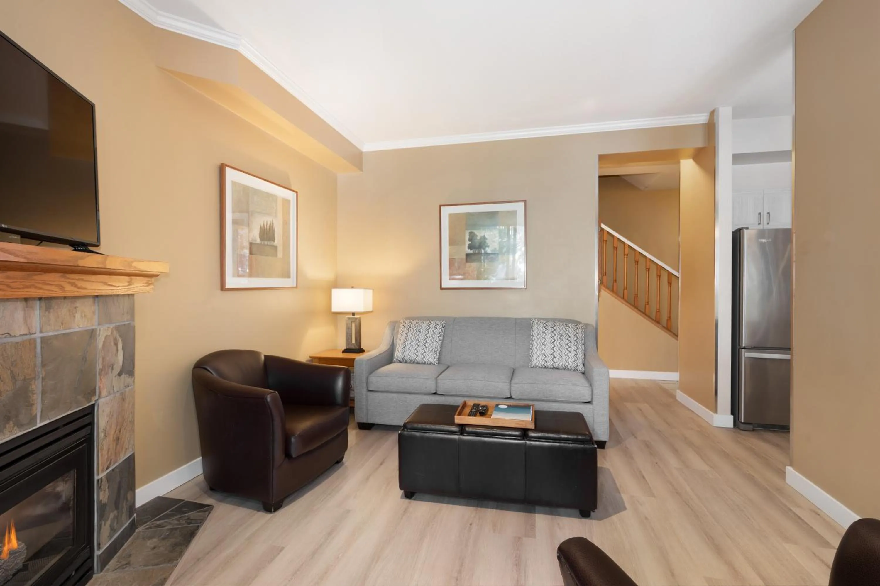 TV and multimedia in Northstar at Stoney Creek by Whiski Jack