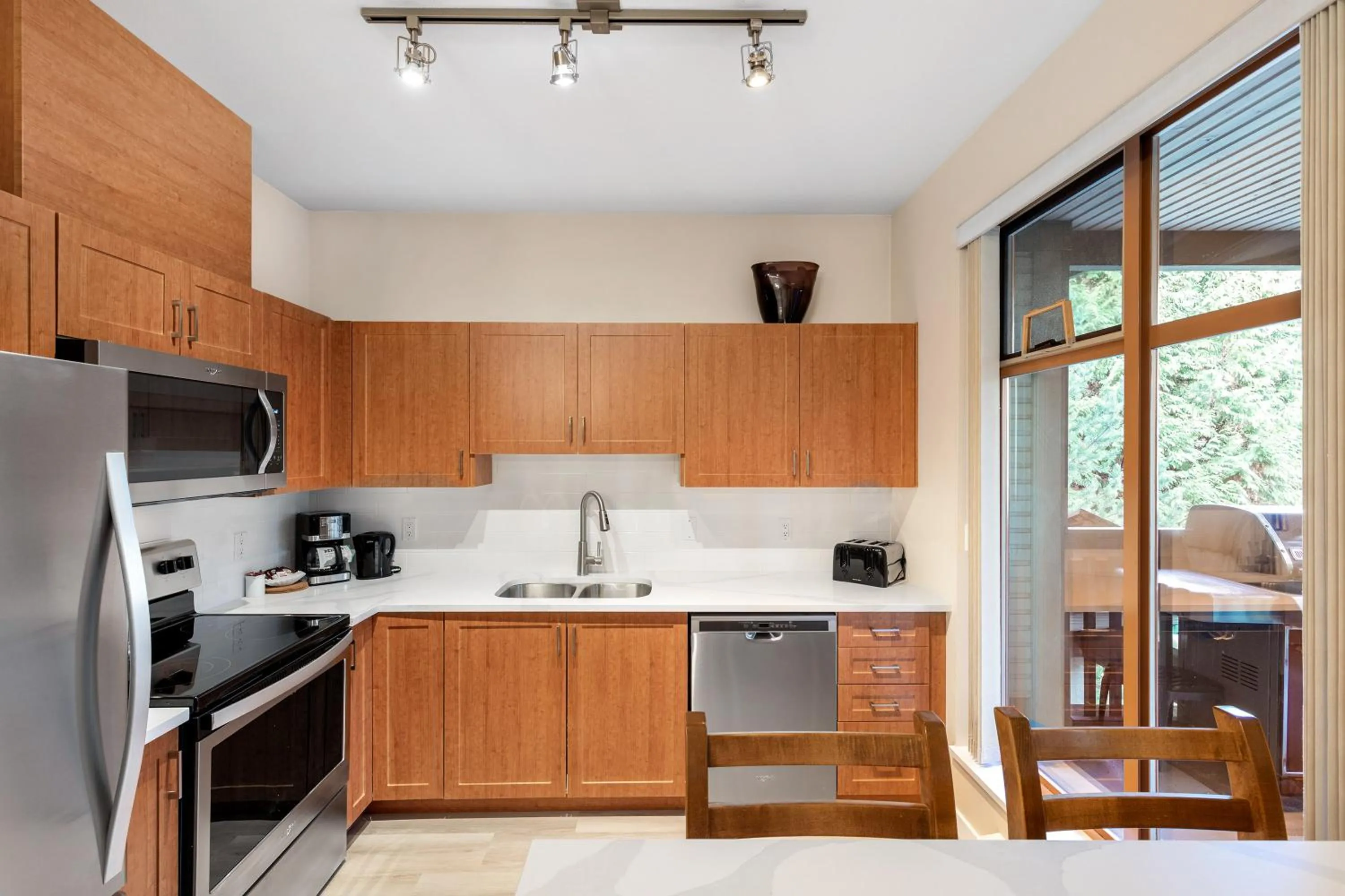 Kitchen or kitchenette in Northstar at Stoney Creek by Whiski Jack