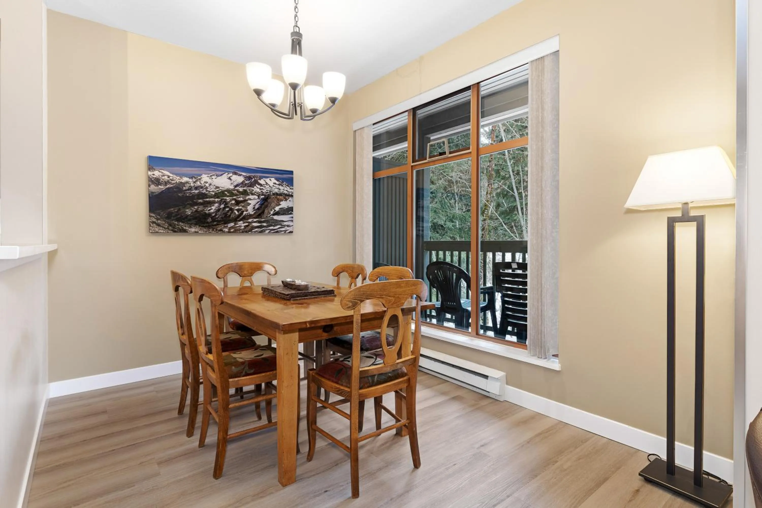 Dining area in Northstar at Stoney Creek by Whiski Jack