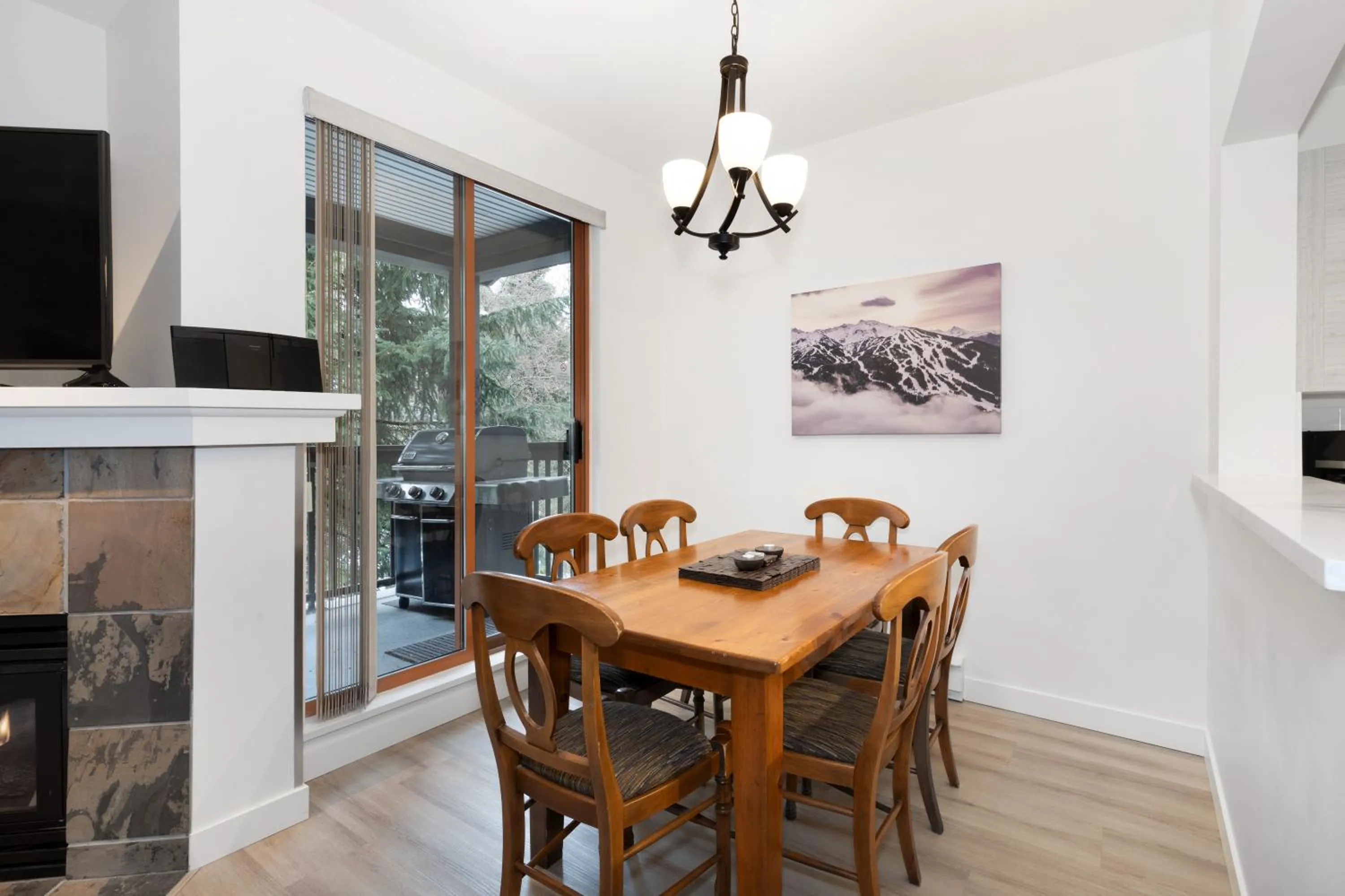 Dining area in Northstar at Stoney Creek by Whiski Jack