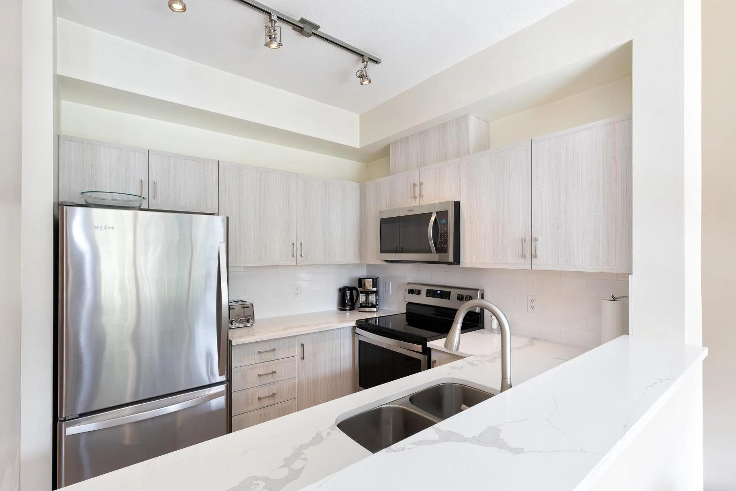 Kitchen or kitchenette in Northstar at Stoney Creek by Whiski Jack