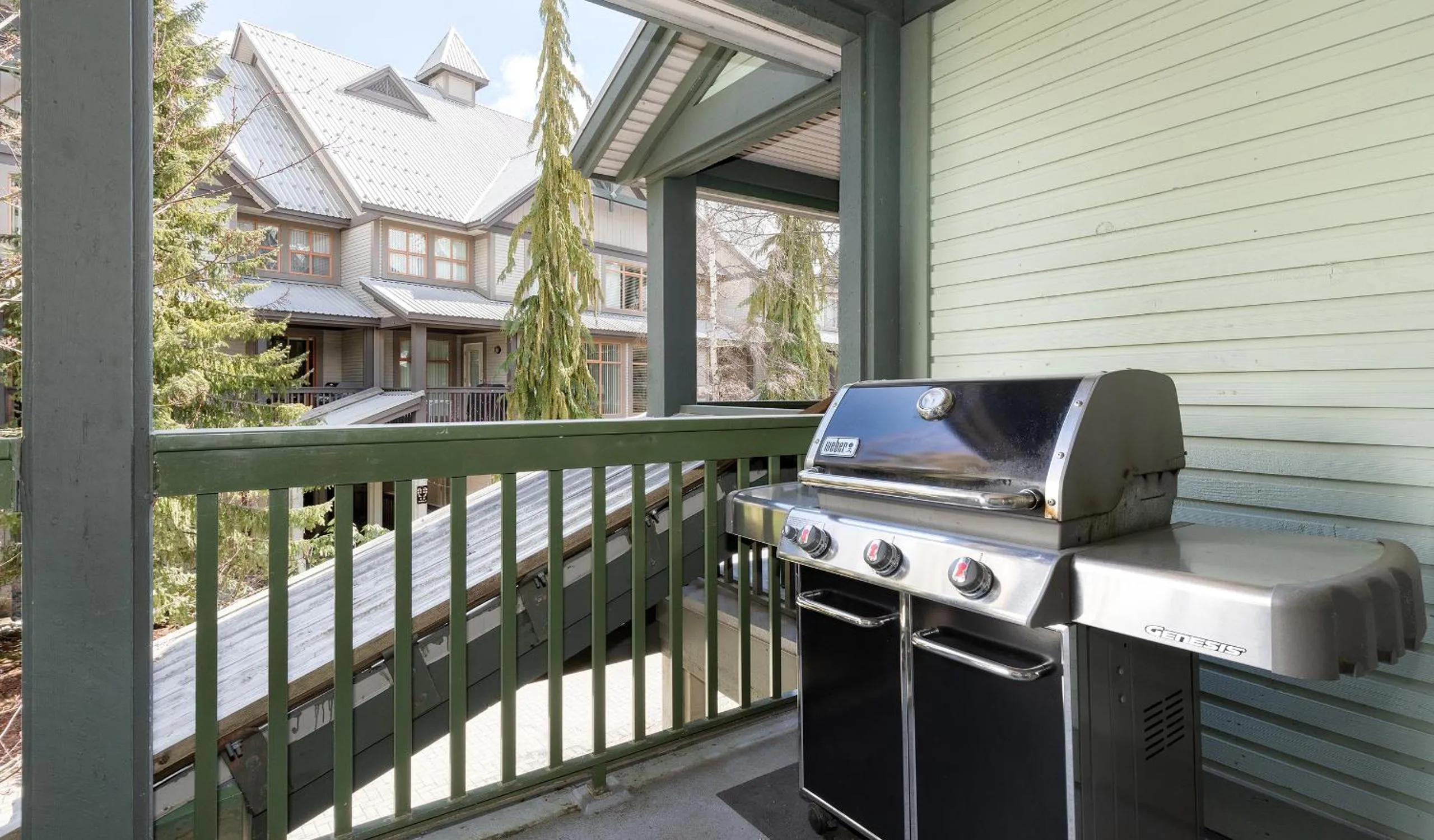 BBQ facilities in Northstar at Stoney Creek by Whiski Jack