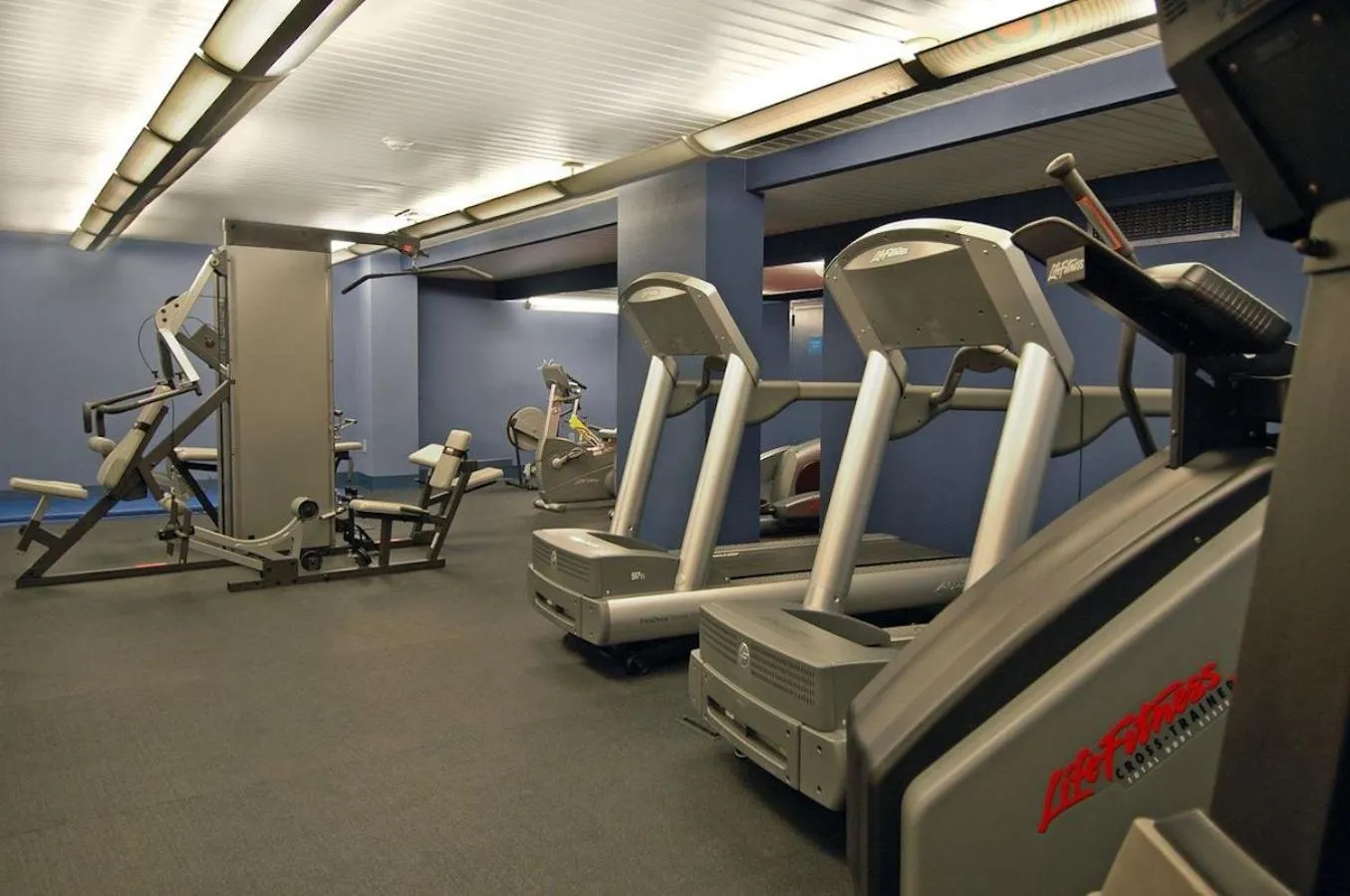 Fitness centre/facilities in Robert Treat Hotel