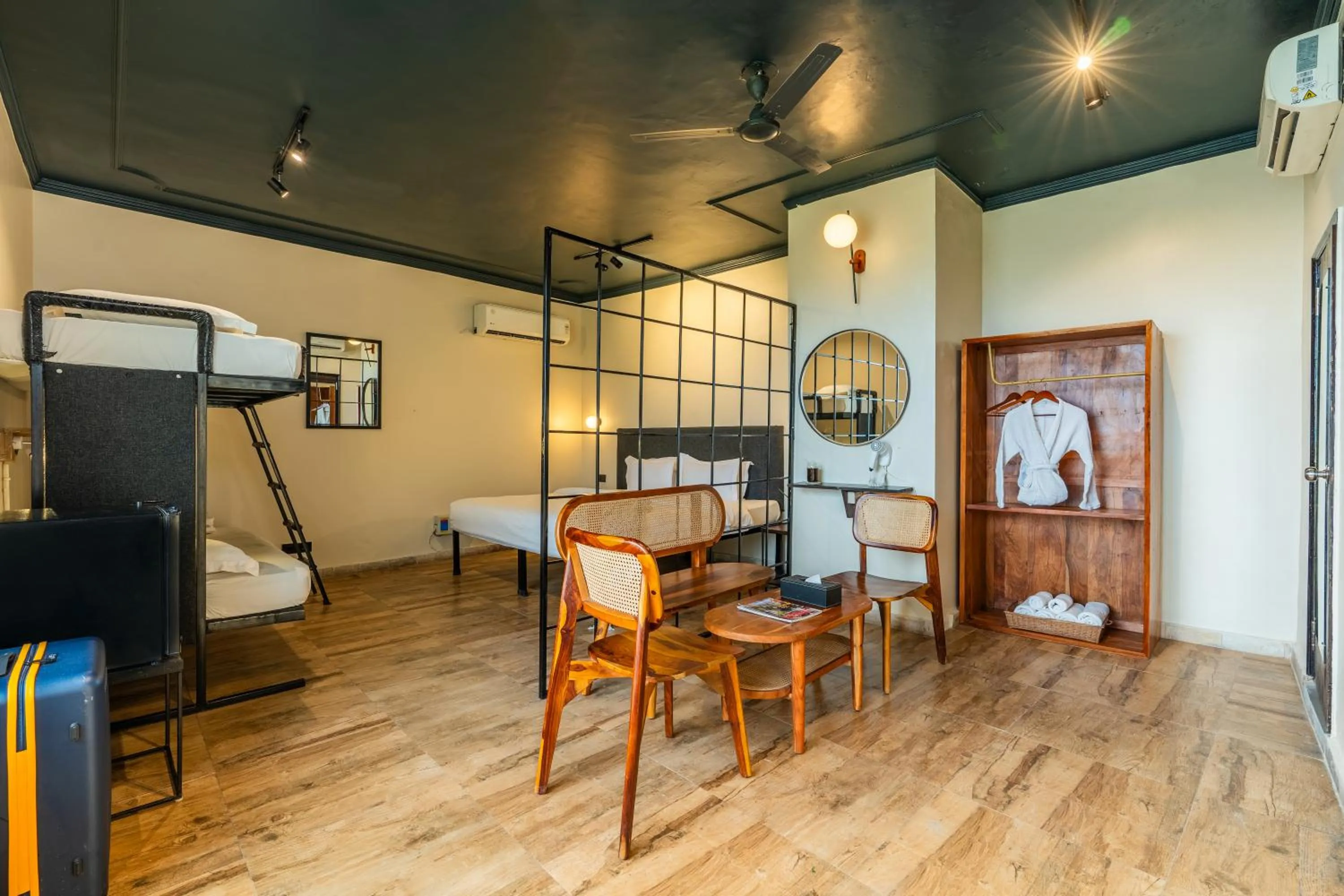 Photo of the whole room, Bed in Minimalist One Hauz Khas Village