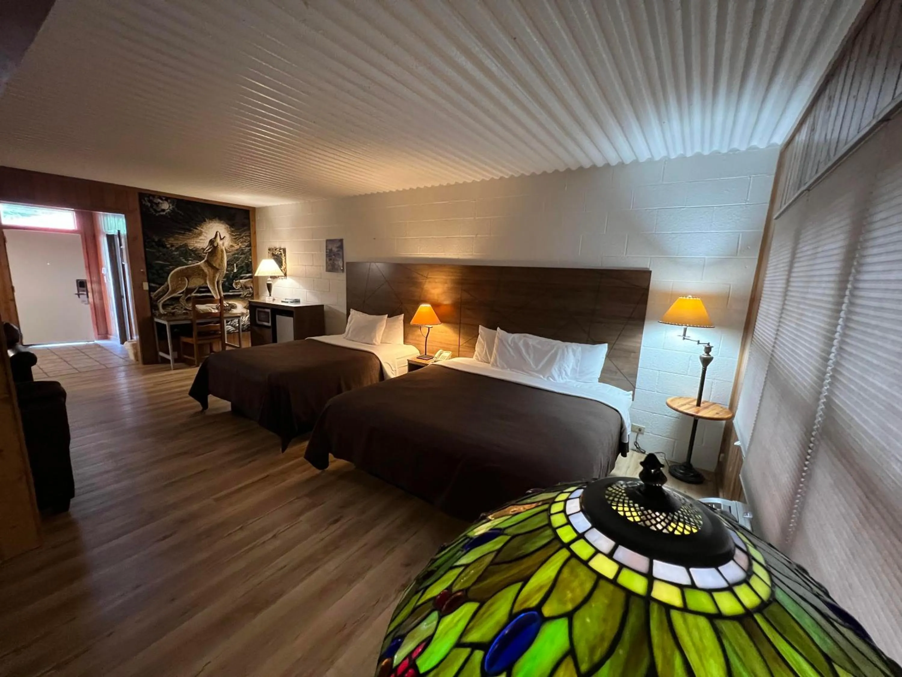 Bed in Smoky Falls Lodge