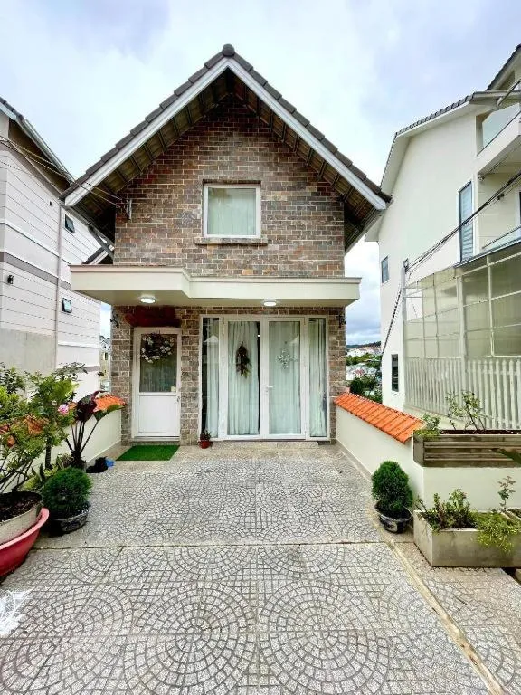 Three-Bedroom Villa in Hoa Ngoc Lan - The Orchid Villa Dalat