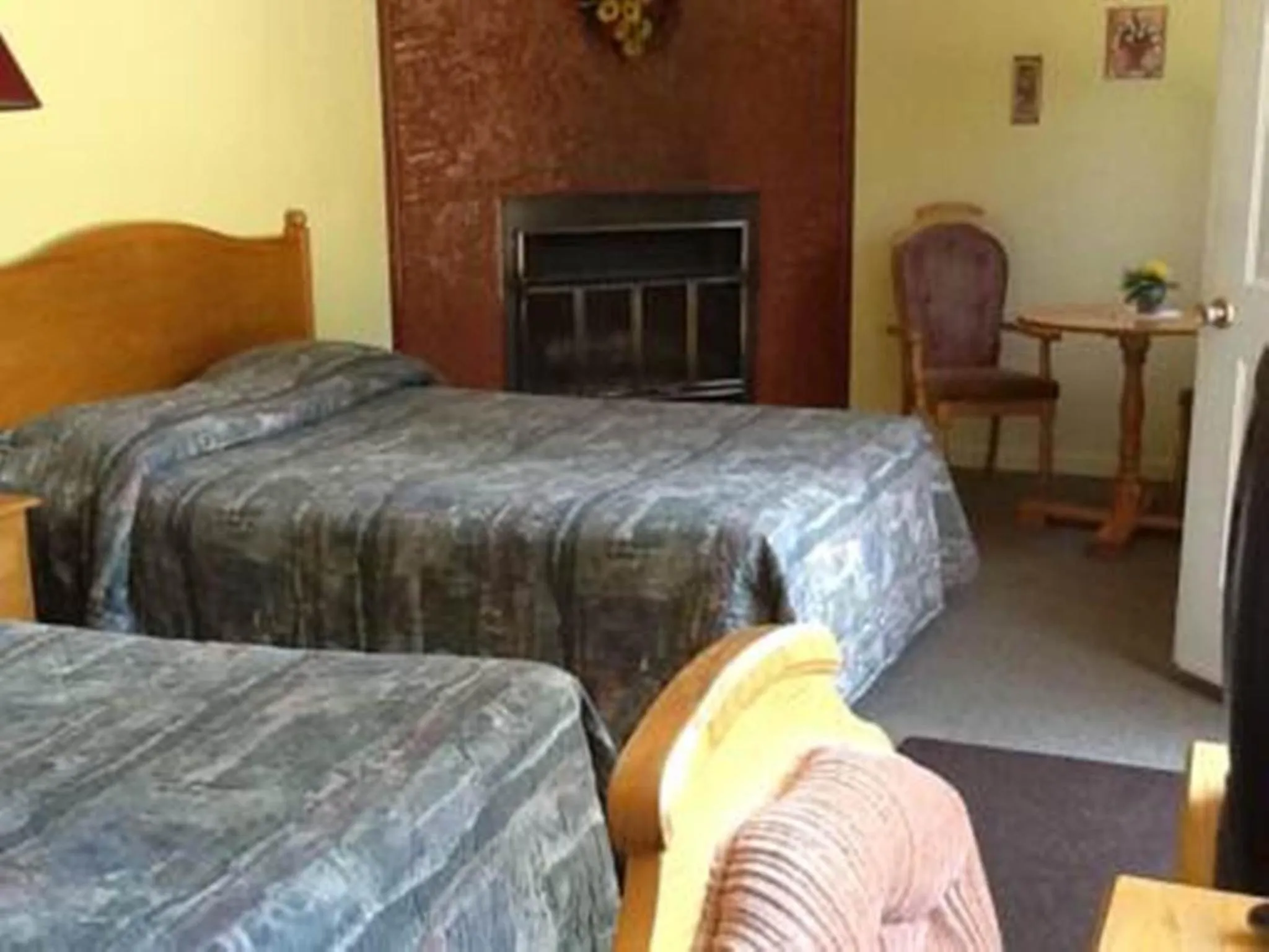 Bed in Auberge Mountain View Inn