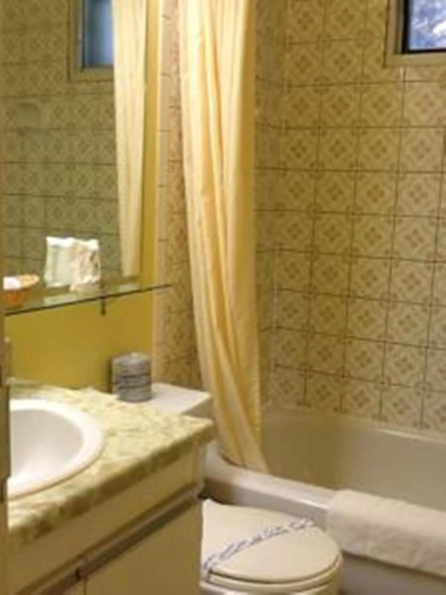 Bathroom in Auberge Mountain View Inn