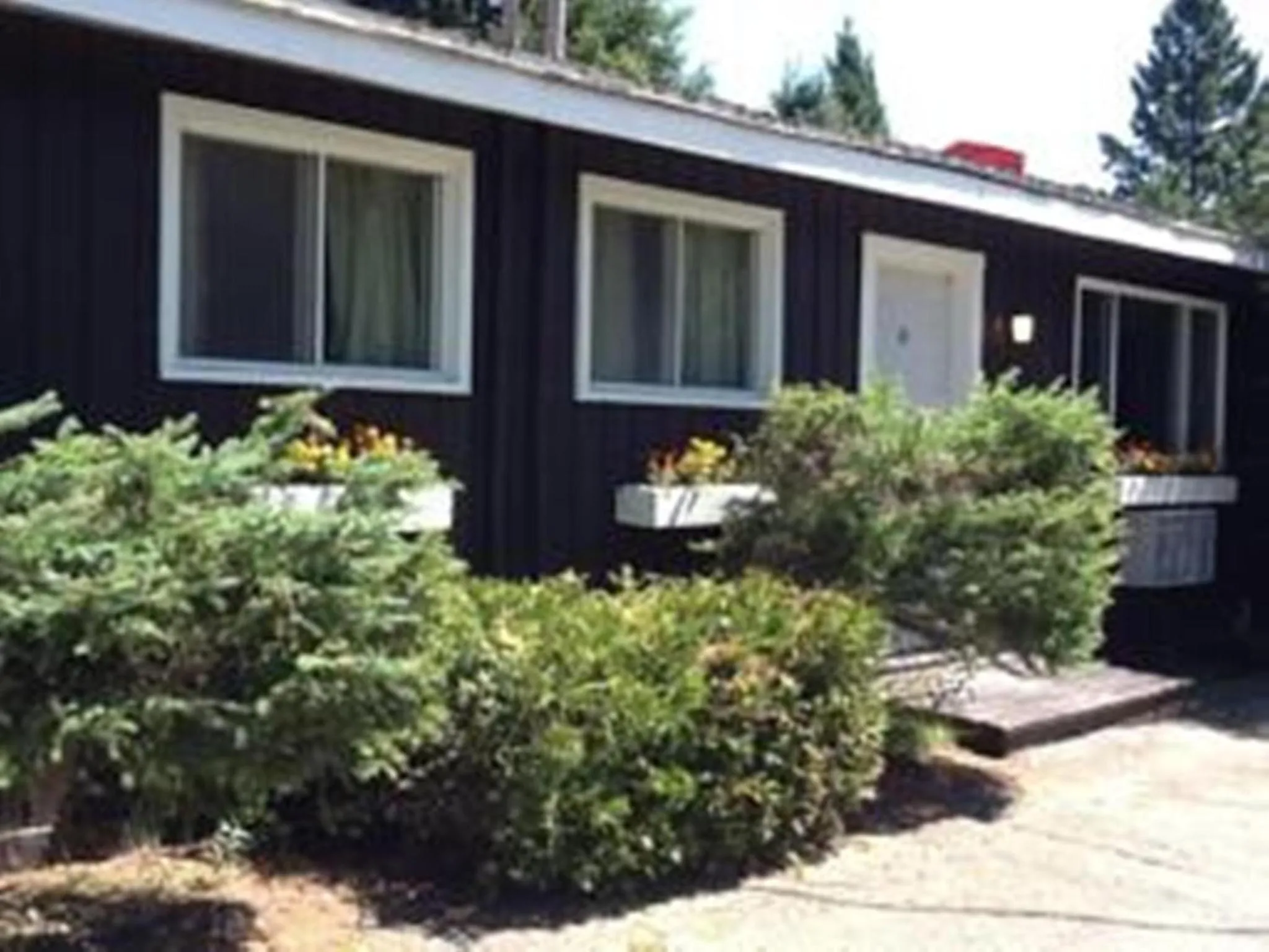Facade/entrance in Auberge Mountain View Inn