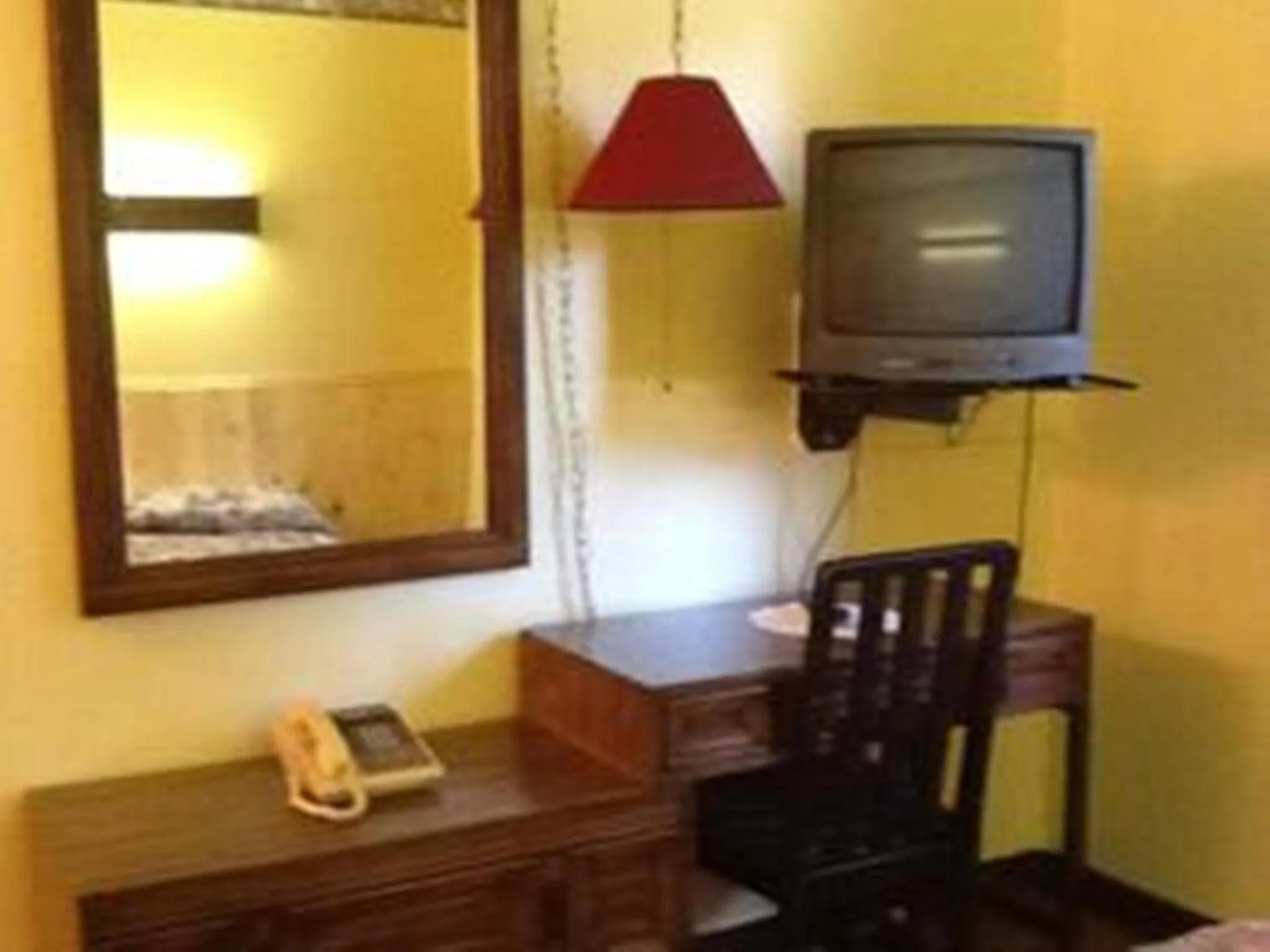 TV and multimedia in Auberge Mountain View Inn