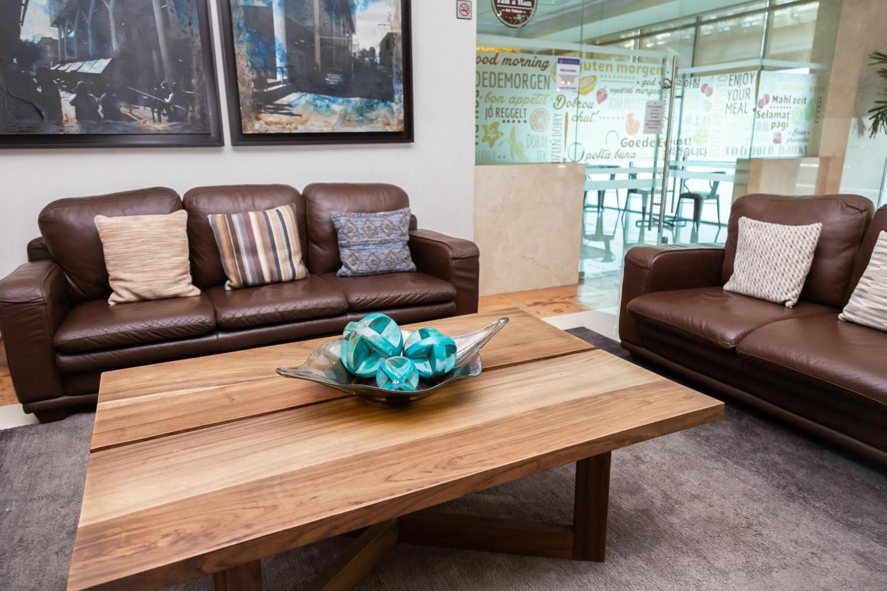 Property building in Hotel Expo Abastos