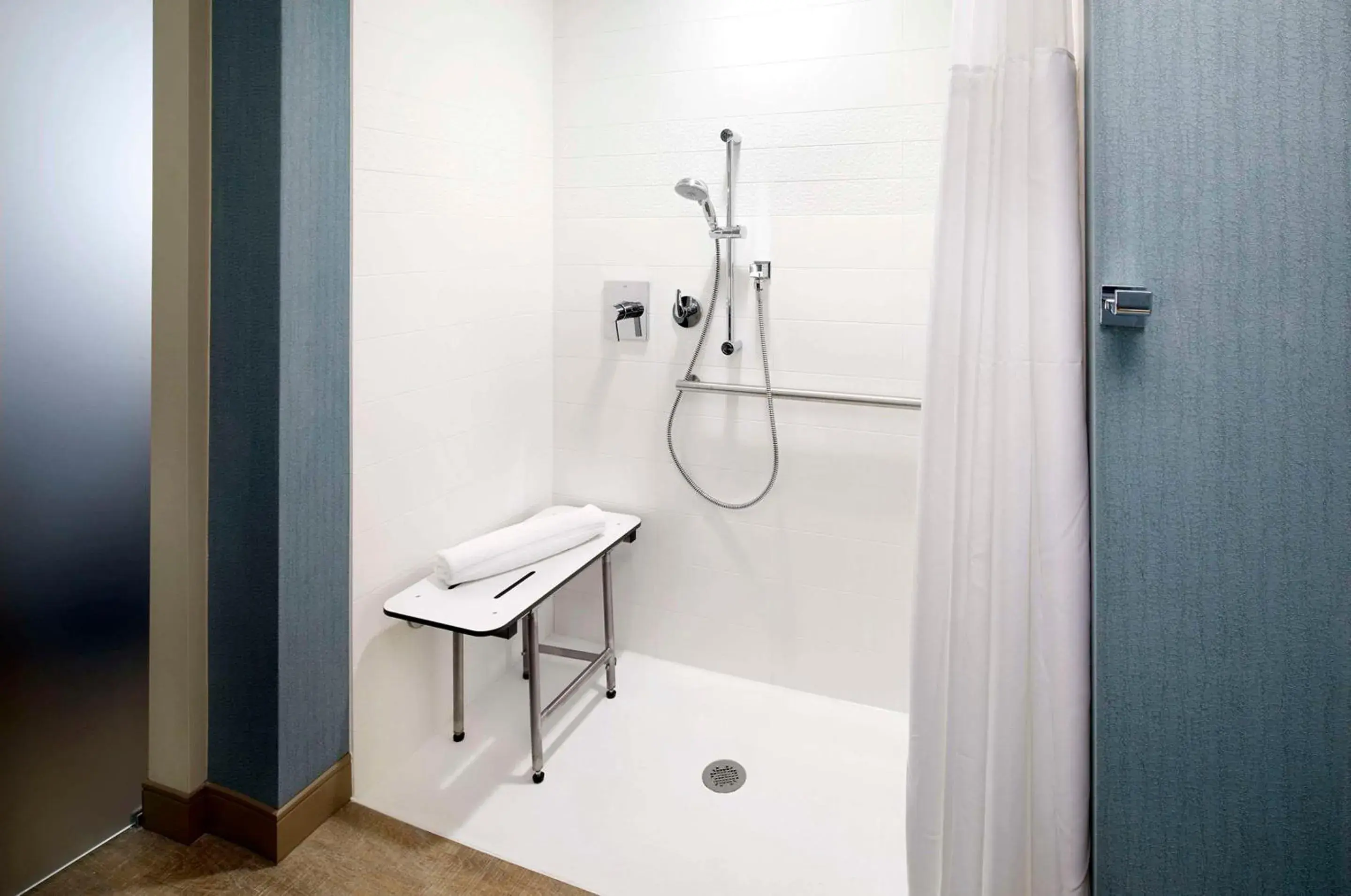 Bedroom in Cambria Hotel Phoenix Chandler - Fashion Center Bedroom in Cambria Hotel Phoenix Chandler - Fashion Center