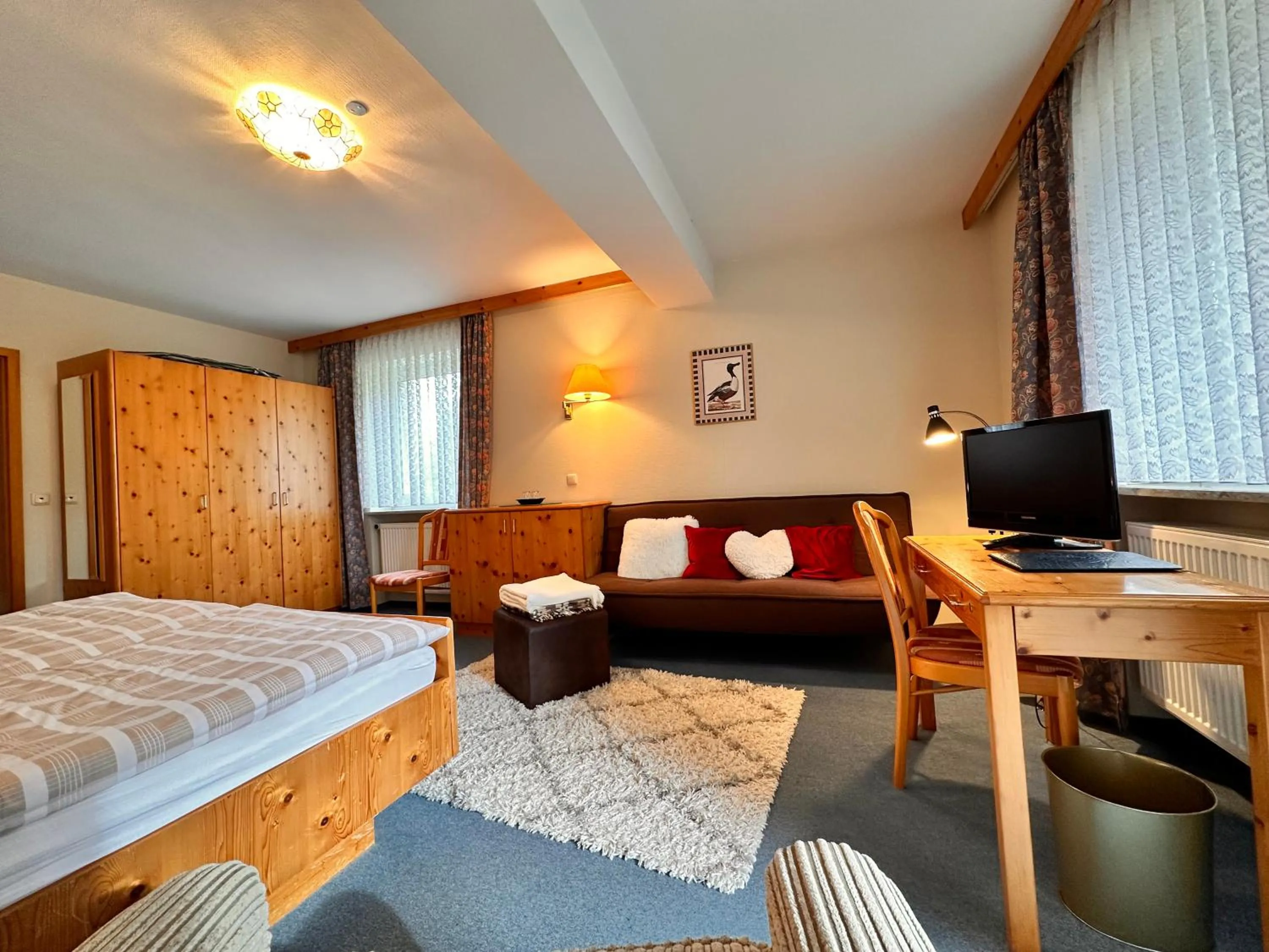 Bed in Pension zum Löwen, Parkplatz, Wlan, Zentral