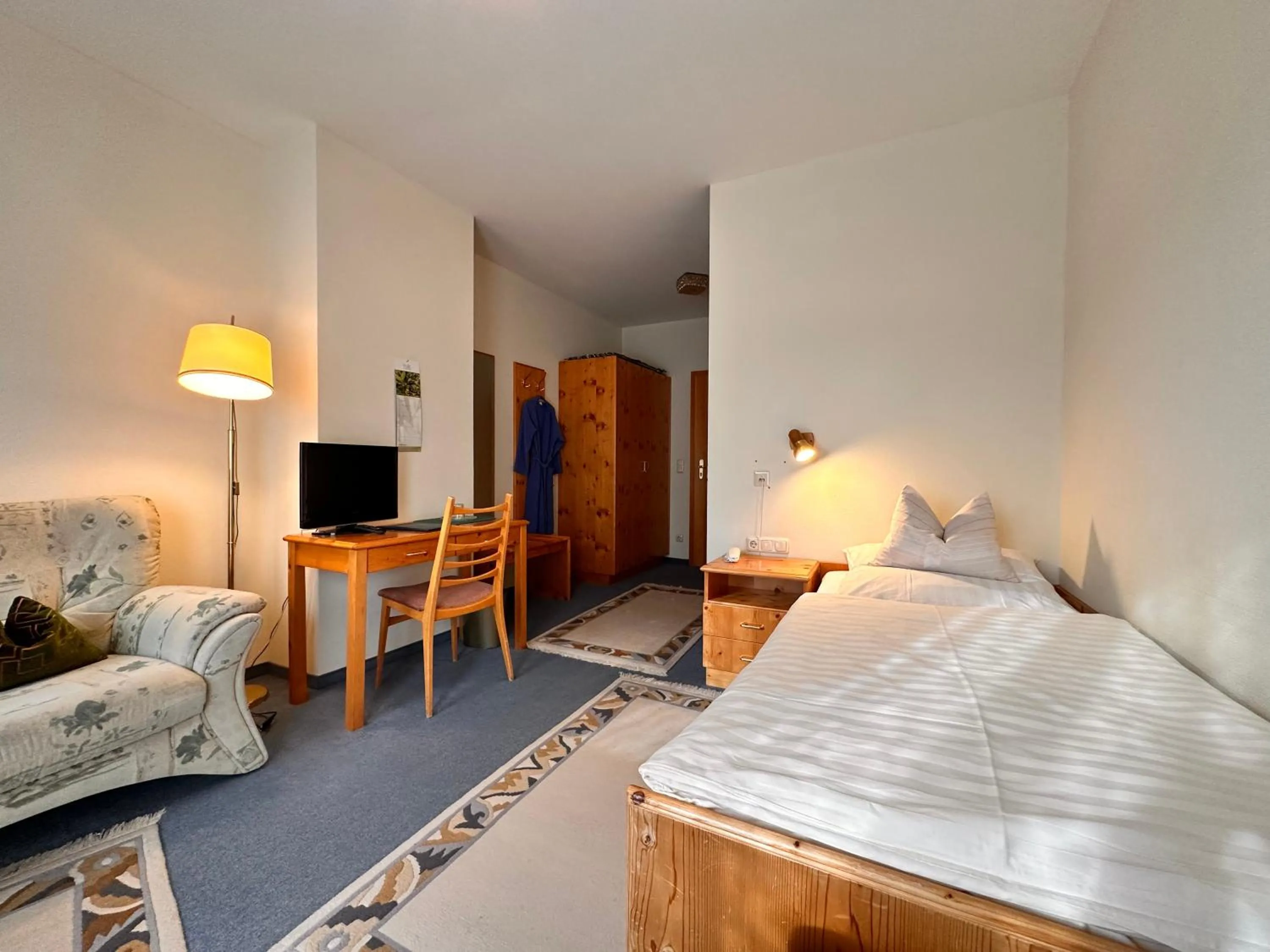 Bed in Pension zum Löwen, Parkplatz, Wlan, Zentral