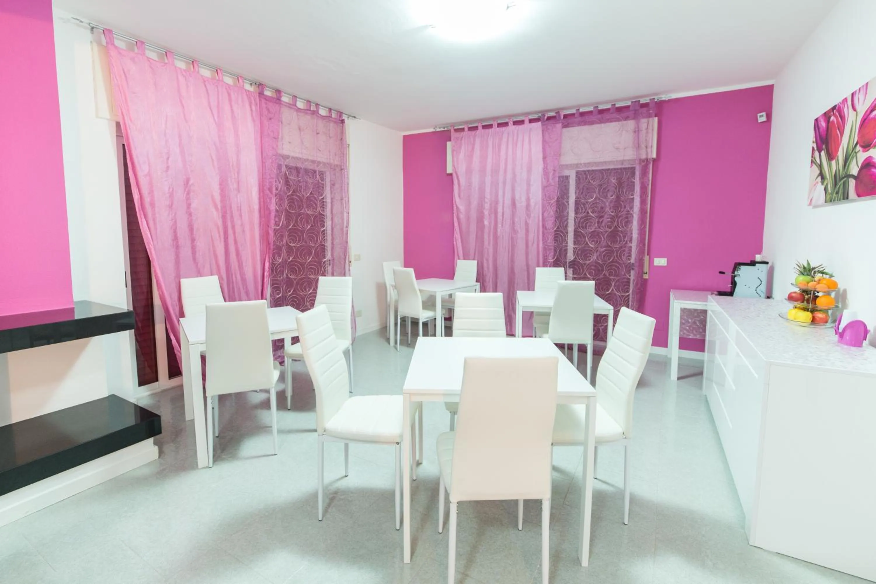 Communal lounge/ TV room in Villa Milena