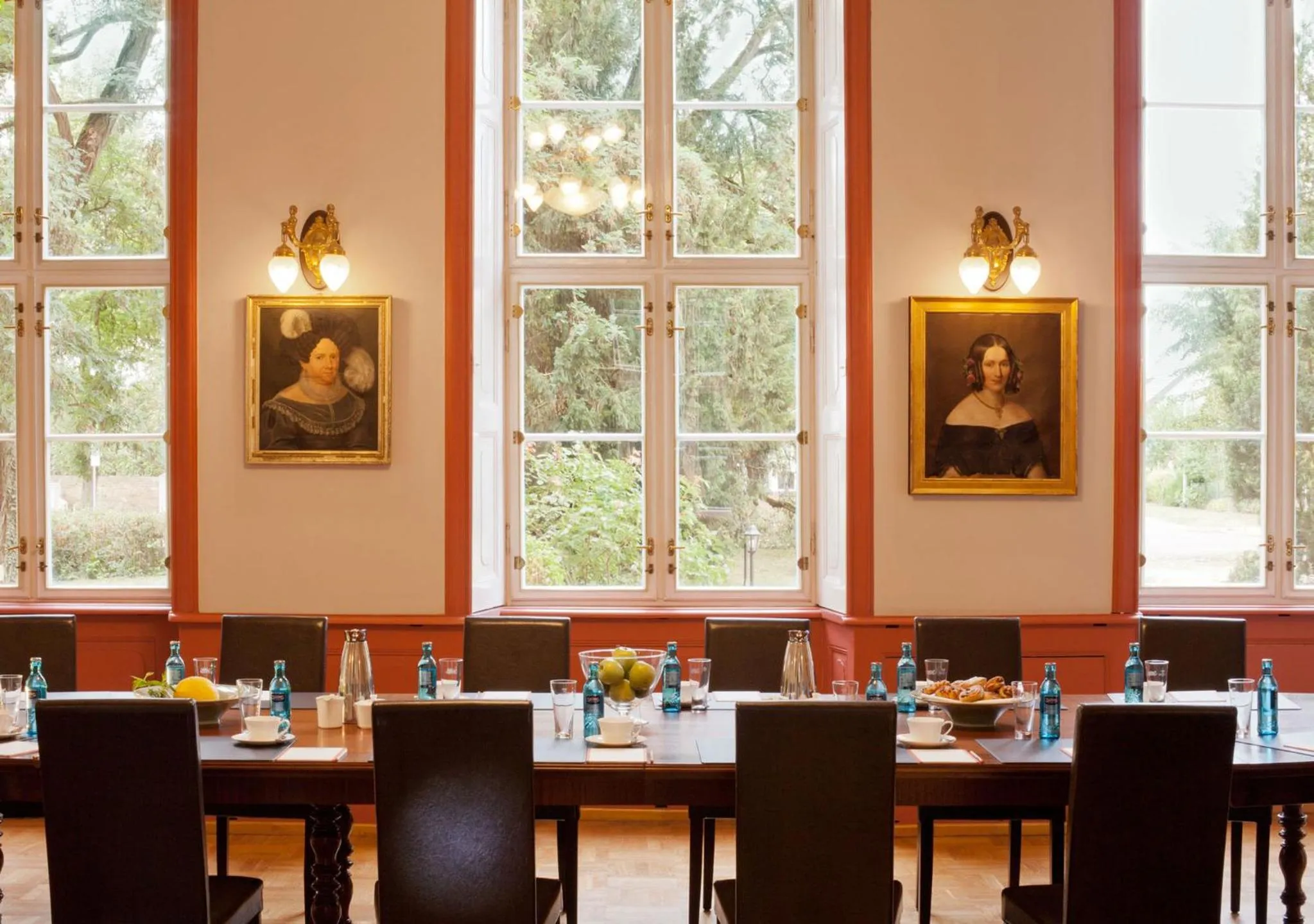 Restaurant/places to eat in Schlosshotel Ziethen