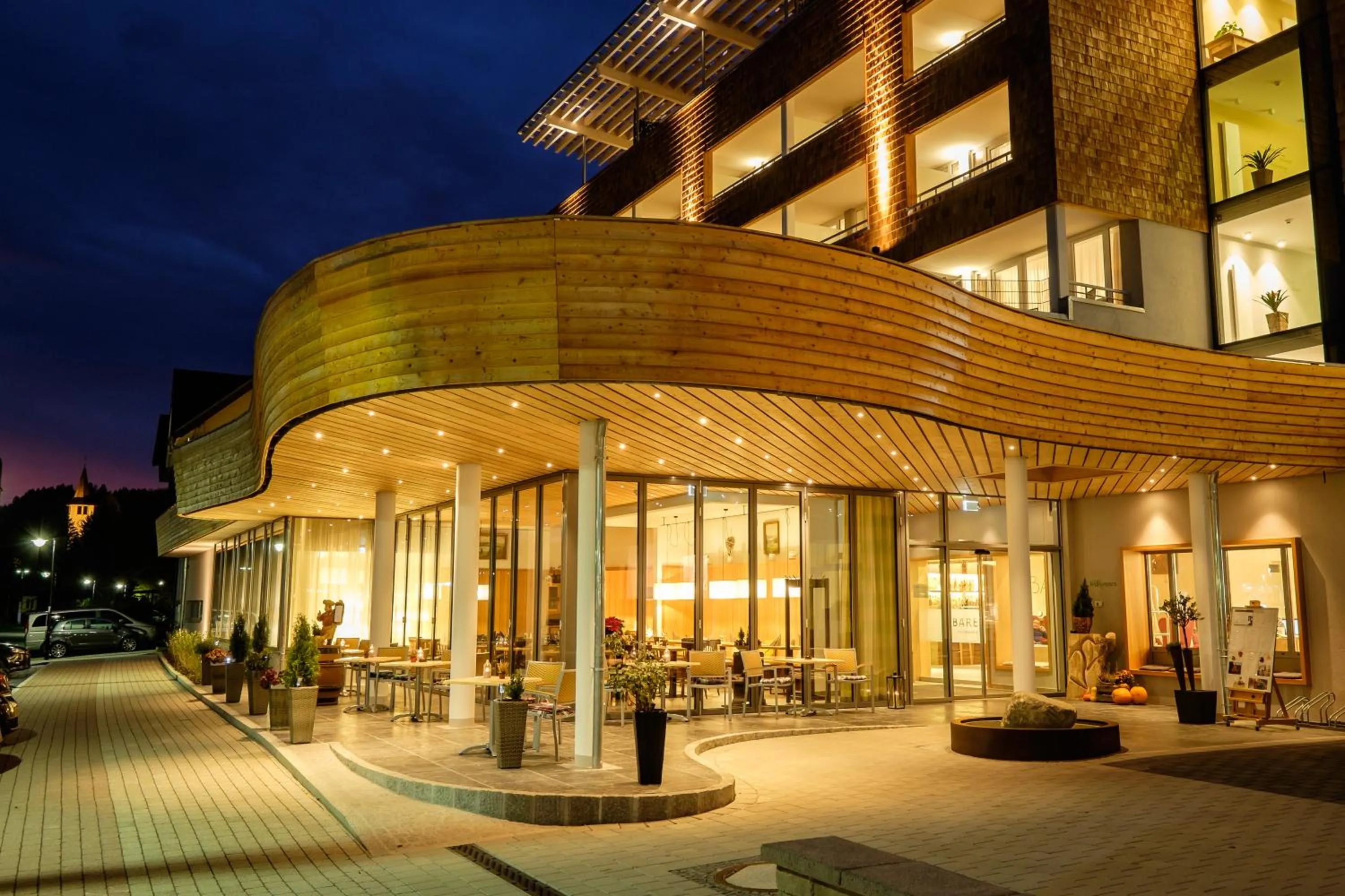 Facade/entrance in Hotel Bären Titisee