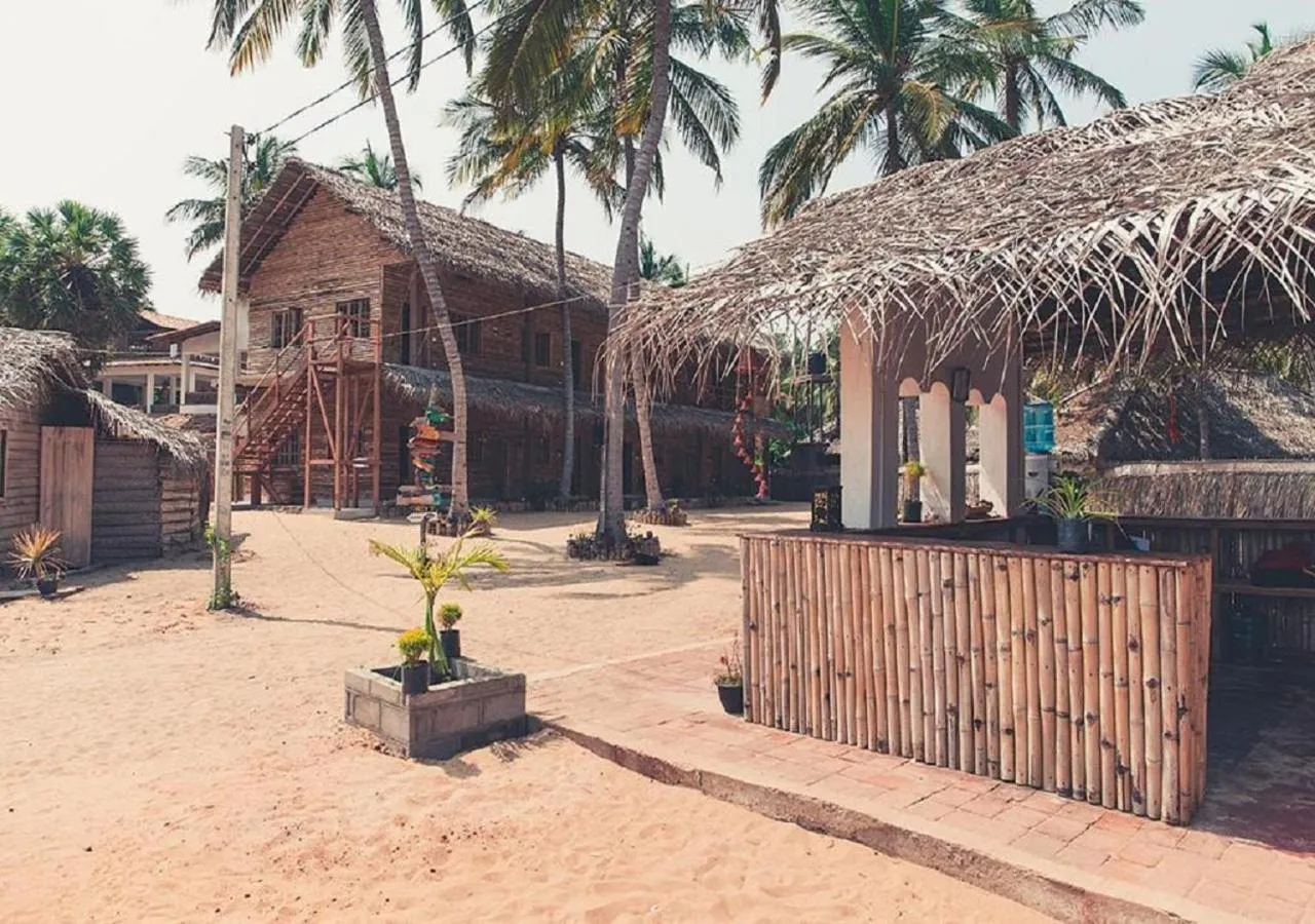 Surfpoint Sri Lanka Kite Village