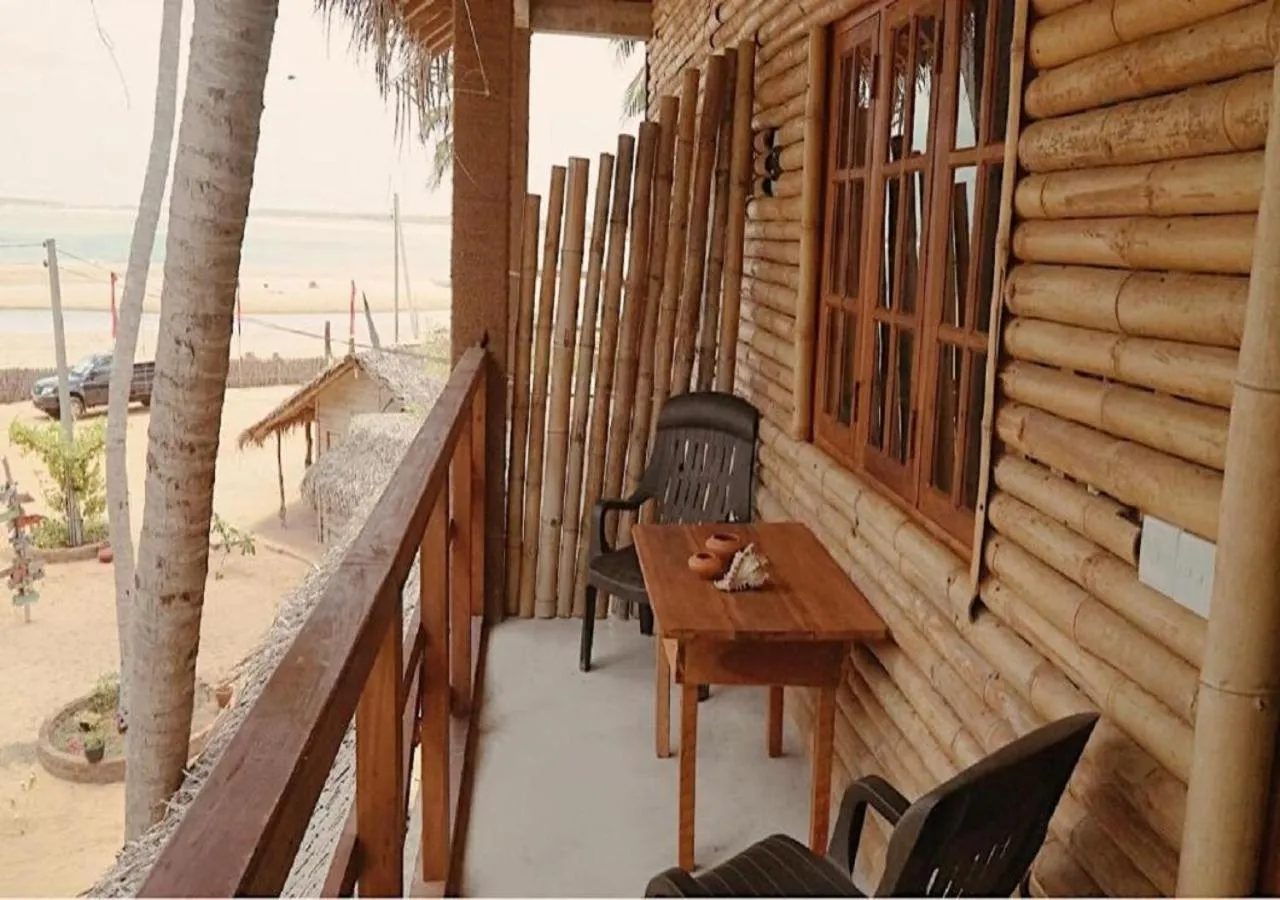 Surfpoint Sri Lanka Kite Village