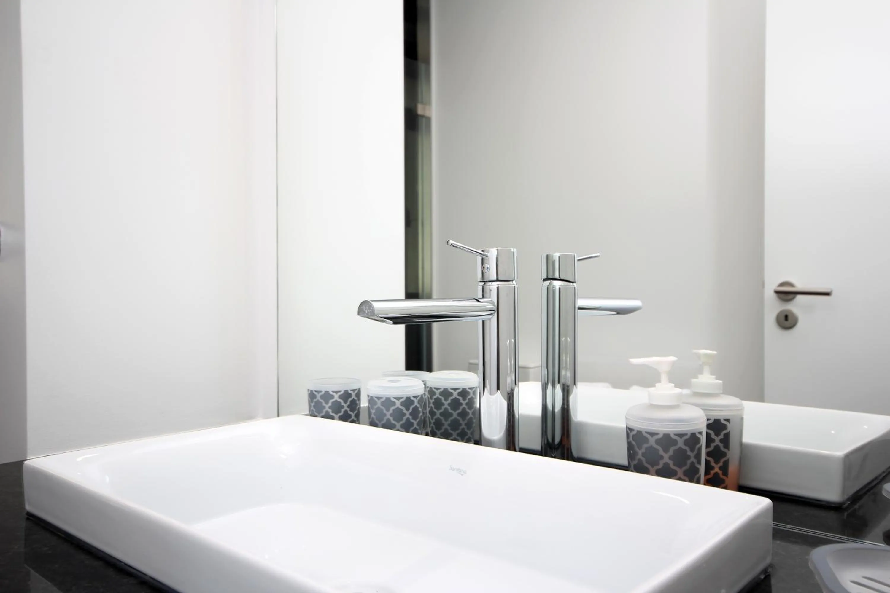 Bathroom in Lazareto Apartment by Holiday Rental Madeira